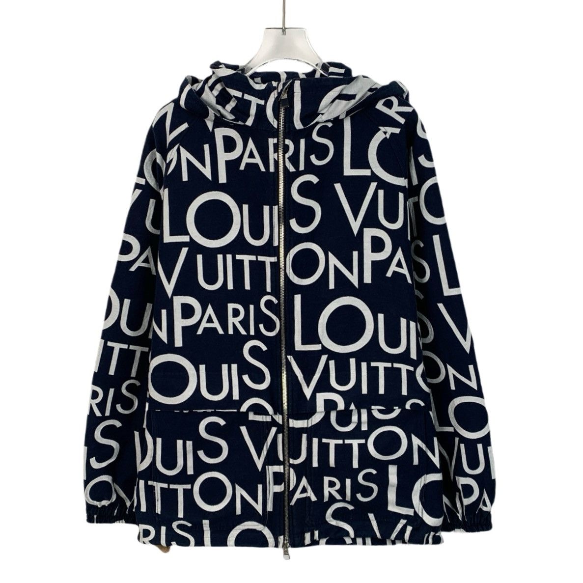 Louis Vuitton Louis Vuitton Black Logo Monogram All Over Print Zip Jacket Size US S / EU 44-46 / 1 - 1 Thumbnail