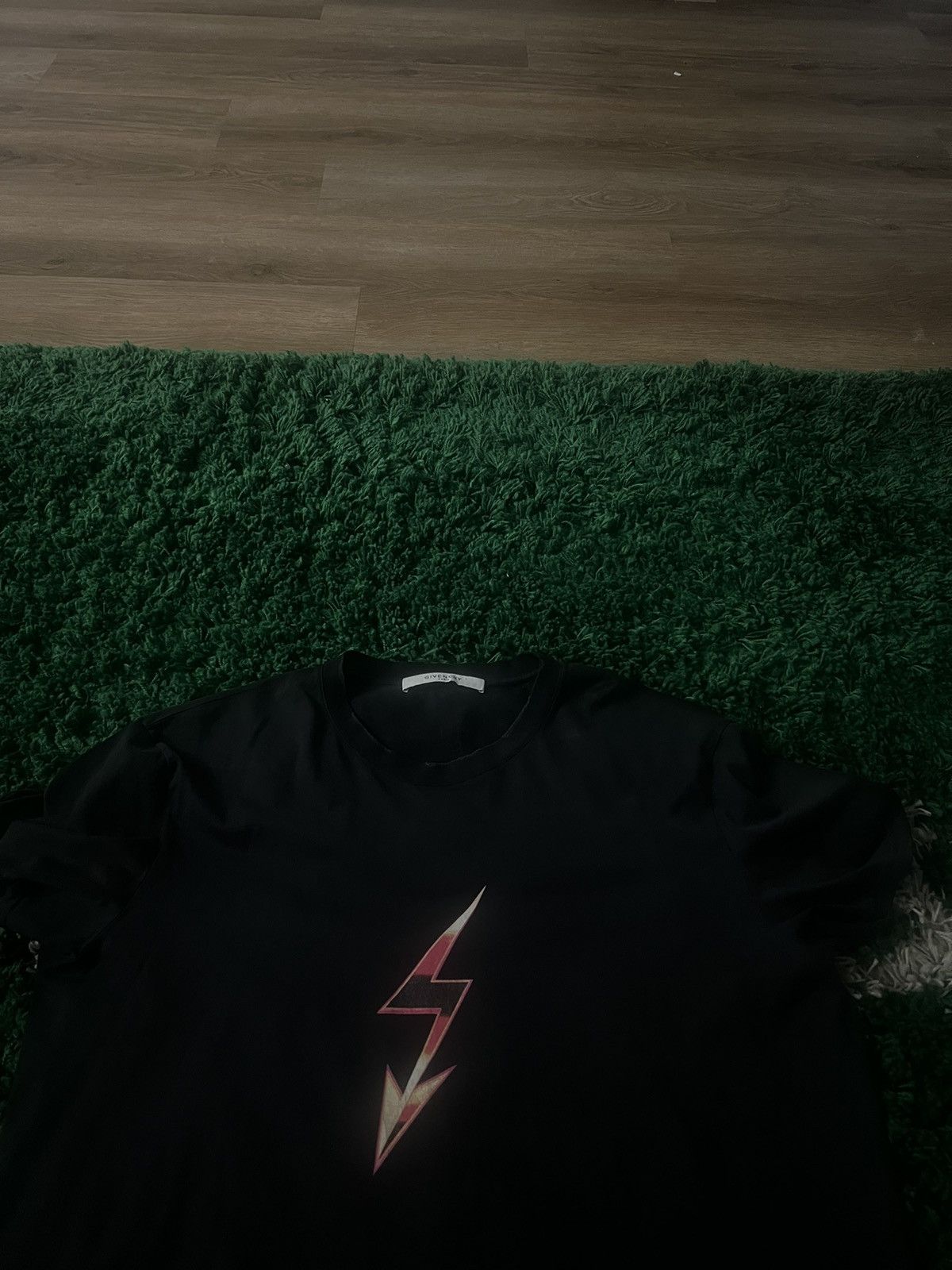 Givenchy Sz XXL Givenchy mad love tour tee Size US XXL / EU 58 / 5 - 6 Thumbnail