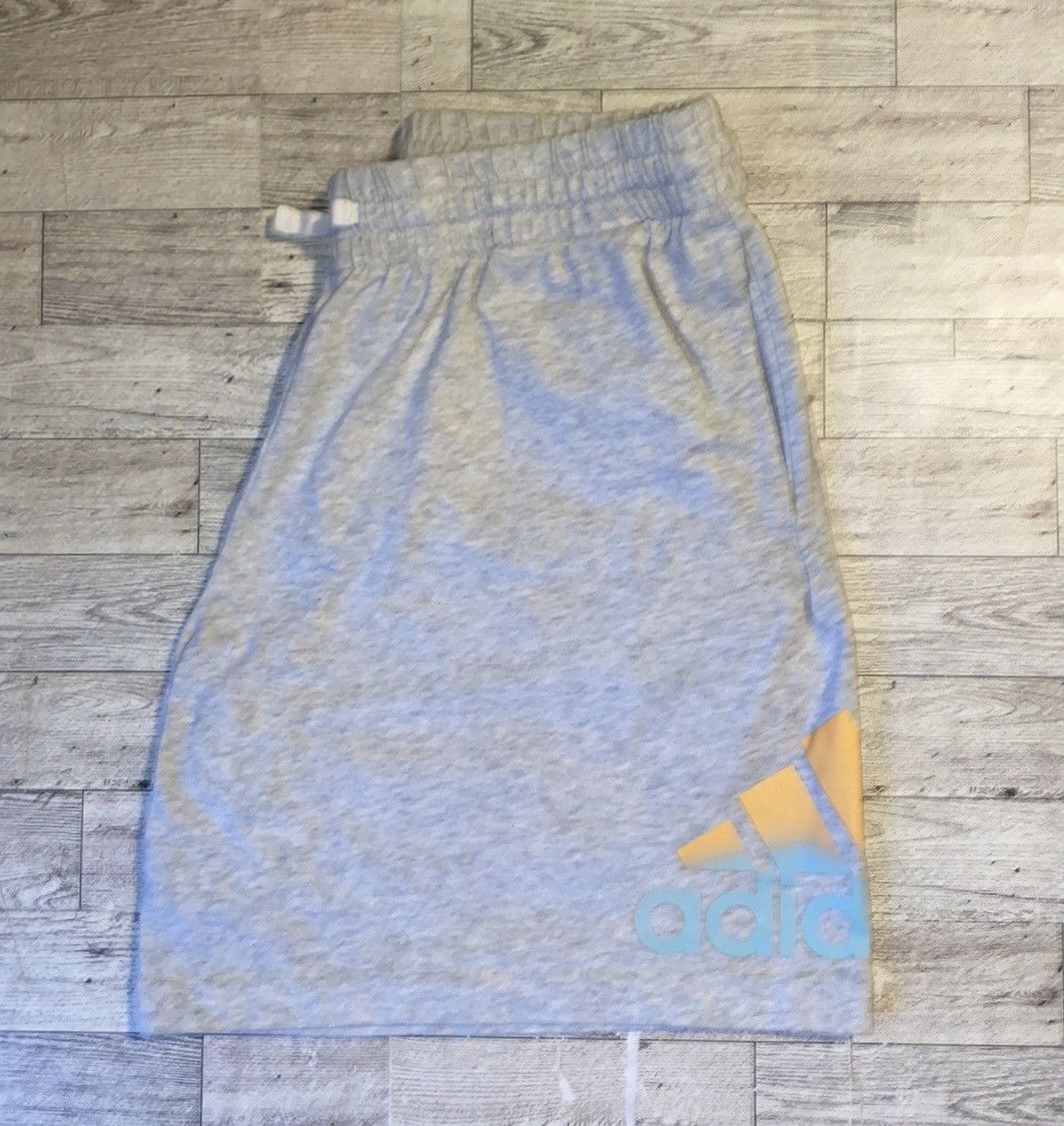 Adidas Adidas, Gray & Ombre, AeroReady, Cotton Athletic Shorts Size 28" / US 6 / IT 42 - 9 Thumbnail