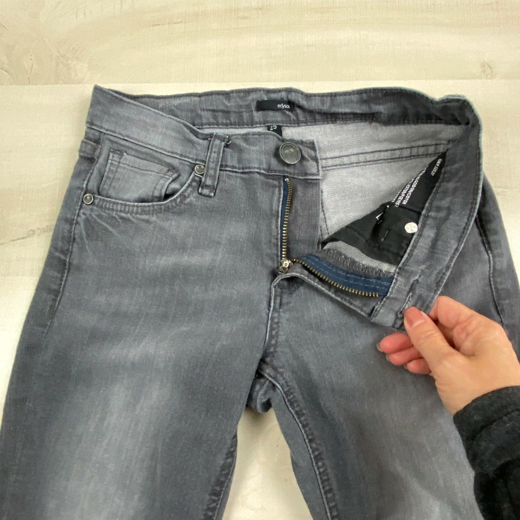 Vintage Edyson Women's 25 Gray Skinny Jeans Mid Rise Stretch Cotton Blend Size 42" / US 20 - 3 Thumbnail