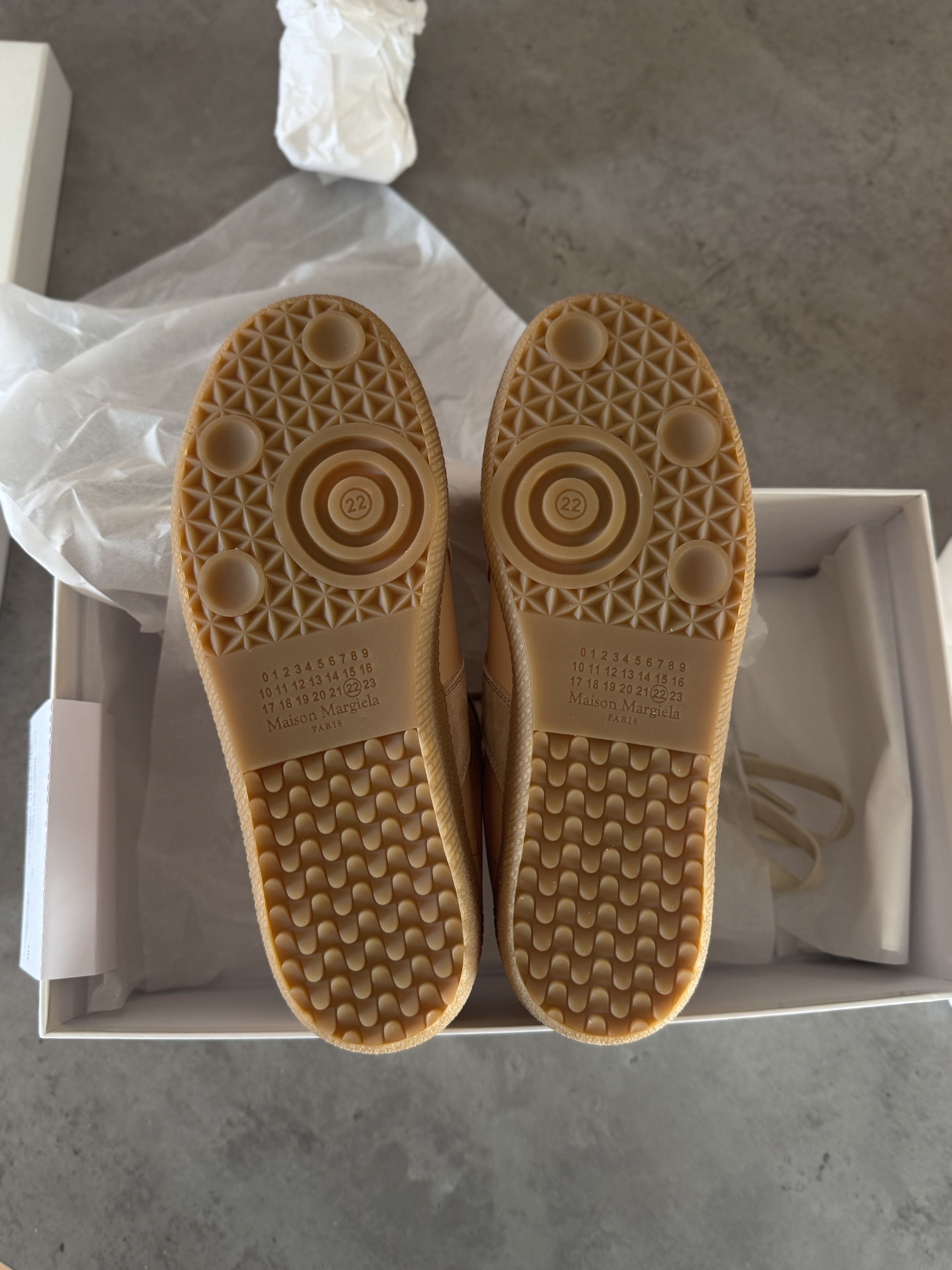 Maison Margiela maison margiela replica gat sneakers | peach Size US 5 / IT 35 - 11 Thumbnail