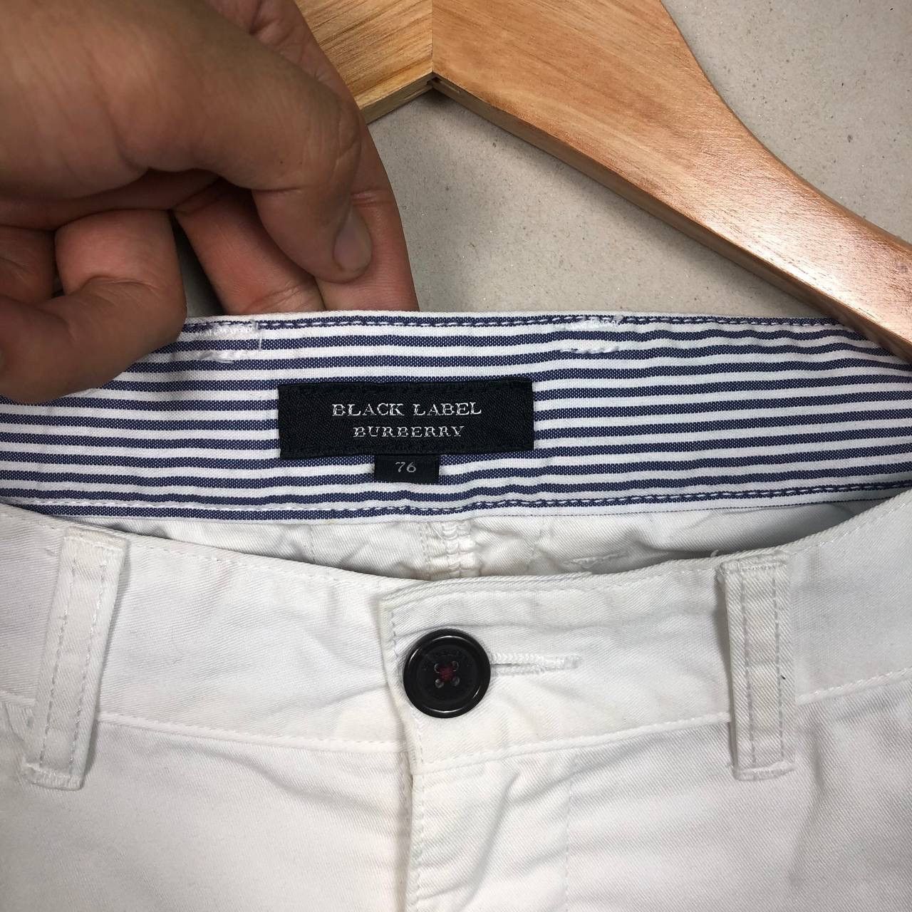 Burberry Burberry Short Pants White Size US 32 / EU 48 - 7 Thumbnail