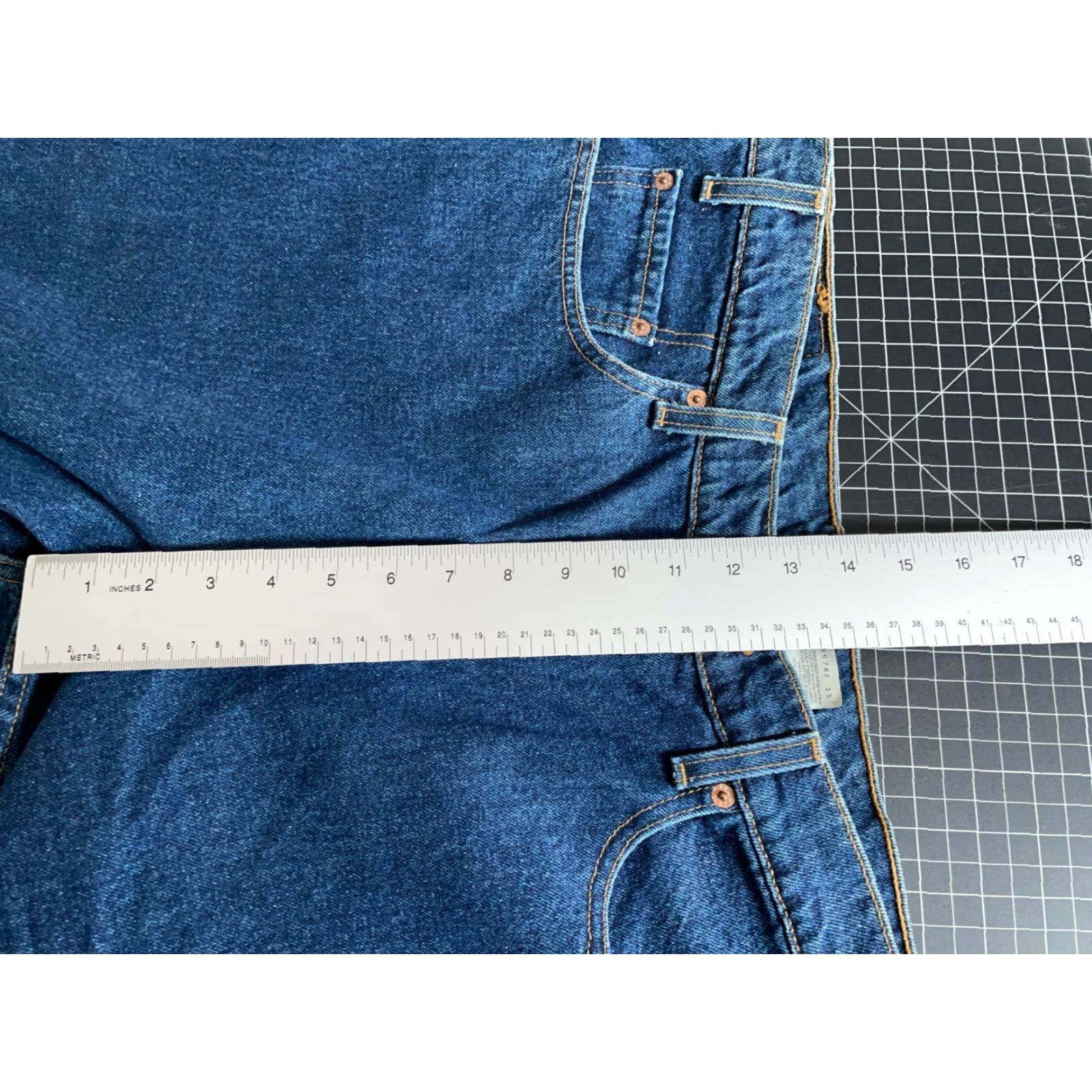 Levi's VINTAGE Levi's 550 Jeans Men’s 38 x 34 Blue Relaxed Fit 1998 90s Grunge Retro 29 Inseam Zip Fly Straight Mens Regular Denim 100% Cotton Mexico Size US 36 / EU 52 - 7 Thumbnail