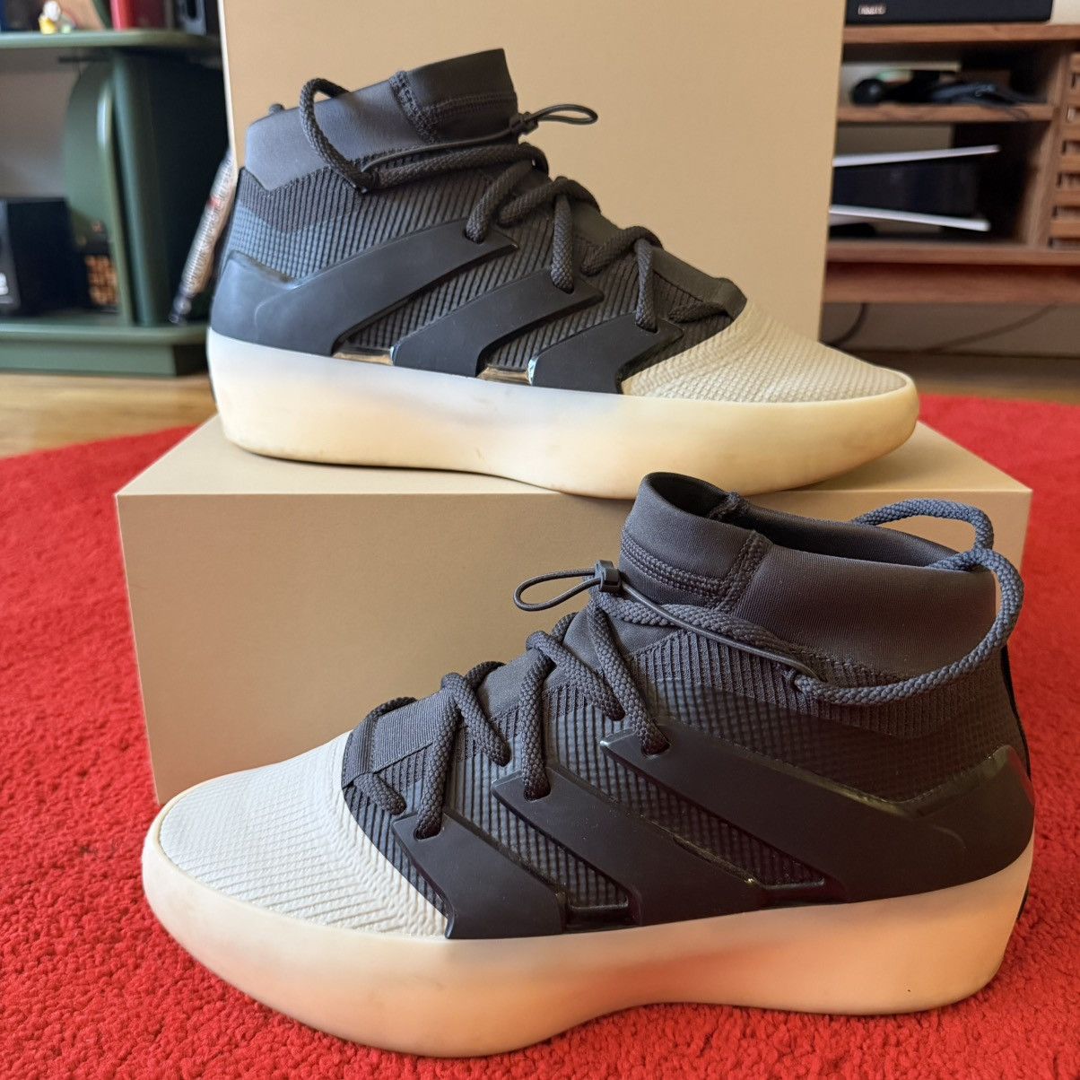 Adidas × Fear of God FOG Athletics I Basketball Carbon Sesame Size US 11.5 / EU 44-45 - 1 Thumbnail