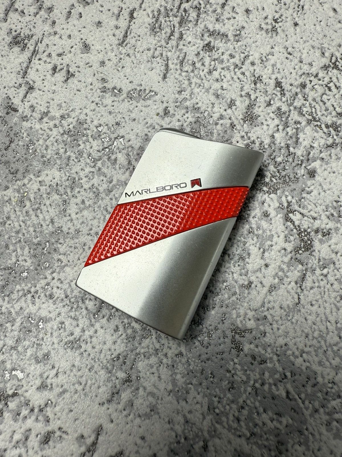 Marlboro Y2K ELEGANCE MARLBORO GEOMETRIC METAL PUNK ROCK LIGHTER Size ONE SIZE - 1 Thumbnail