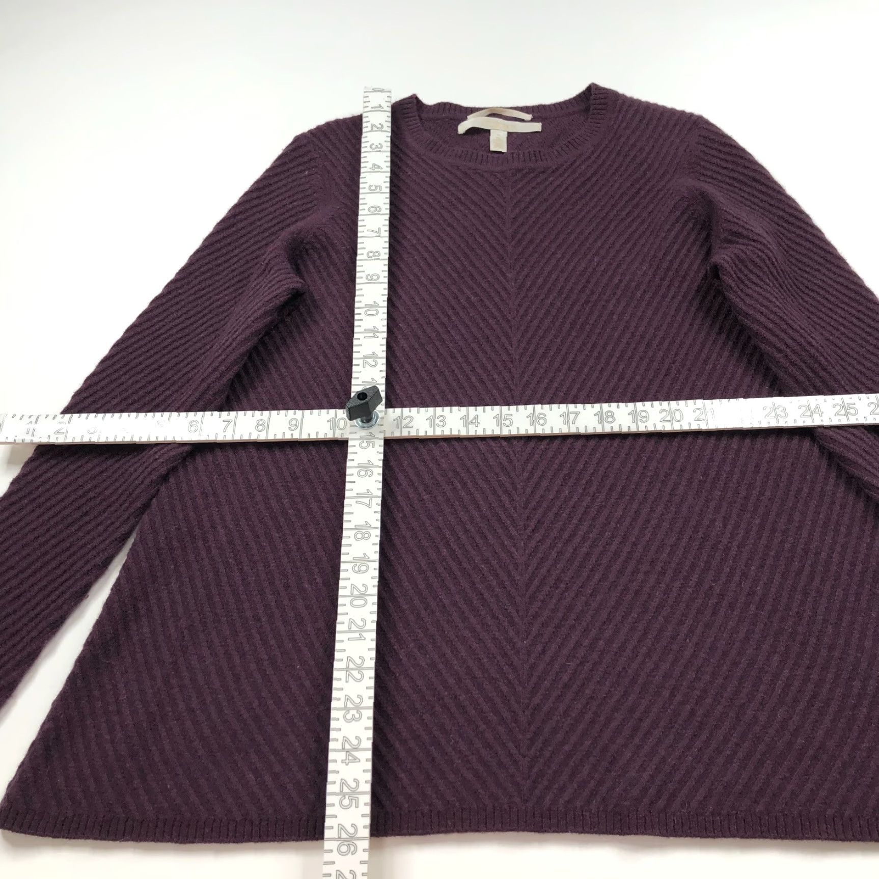 Nordstrom Nordstrom XS 100% Cashmere Pullover Sweater Ribbed Purple Womens Regular Size XS Pullover Knit Solid Ribbed Purple Satin Silk? Size XS / US 0-2 / IT 36-38 - 3 Thumbnail