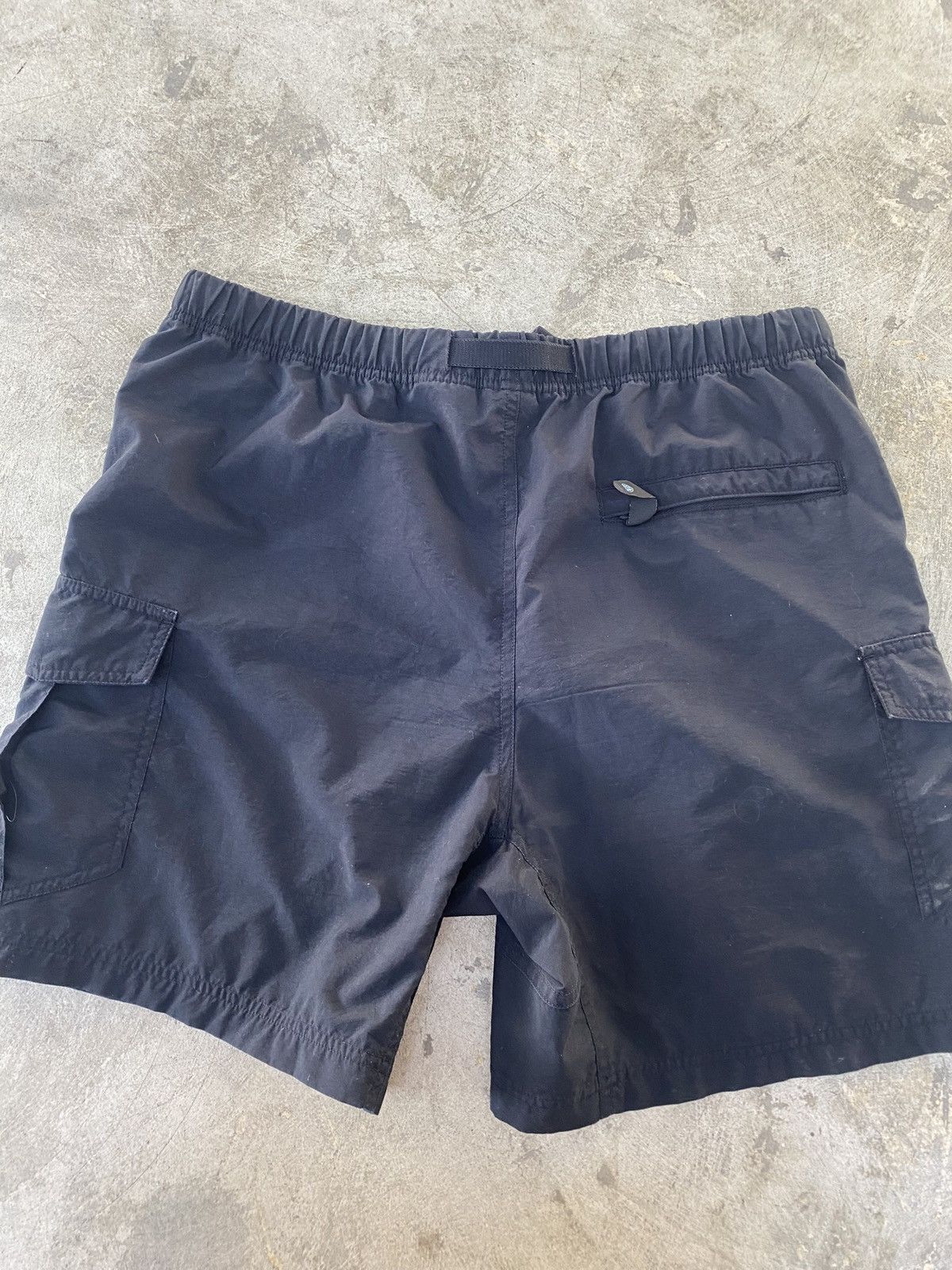 Nike ACG Nike ACG Black Shorts Size US 33 - 7 Thumbnail