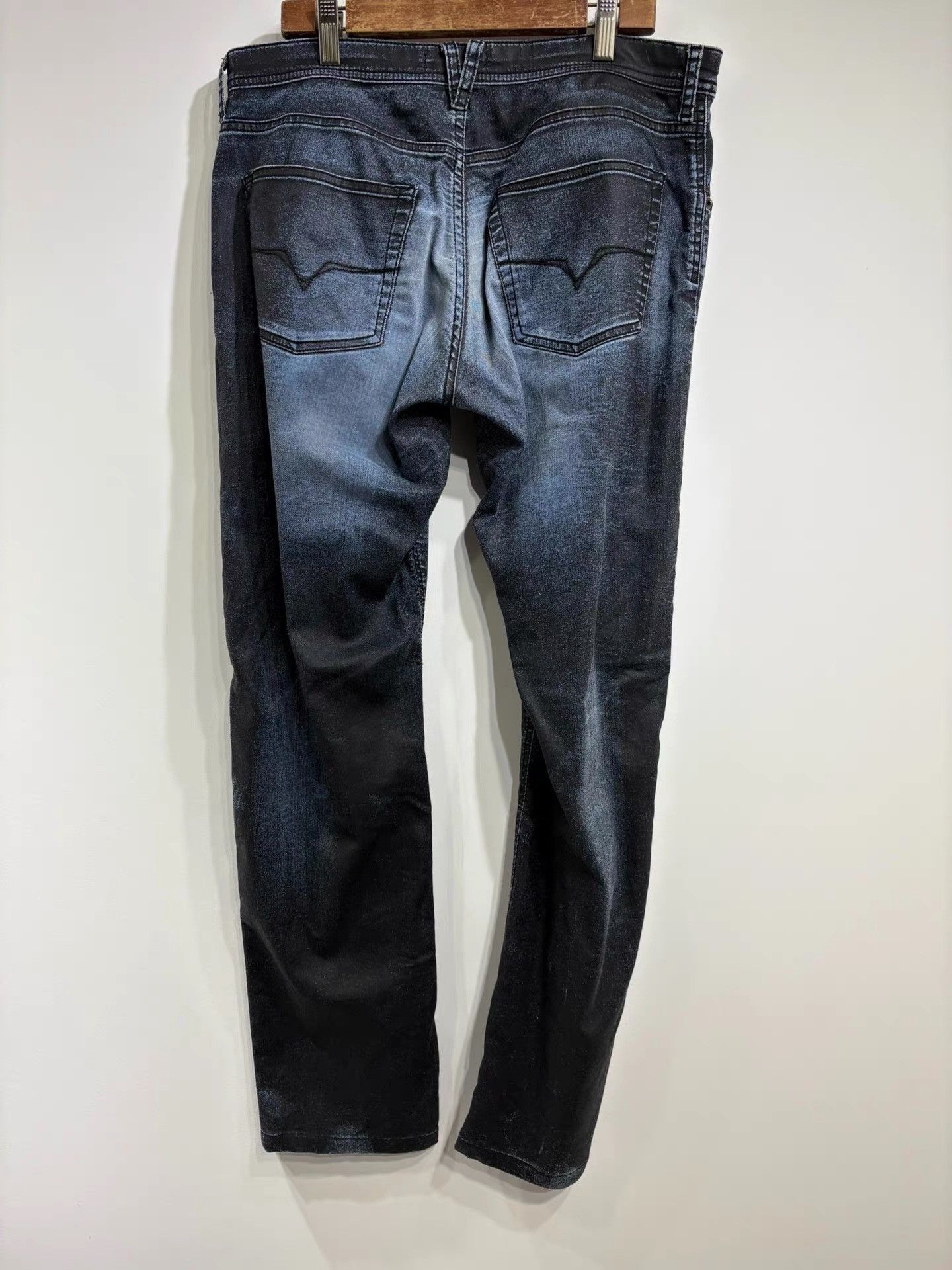 Versace Versace Men's Thin Jeans K29 Size US 34 / EU 50 - 2 Thumbnail
