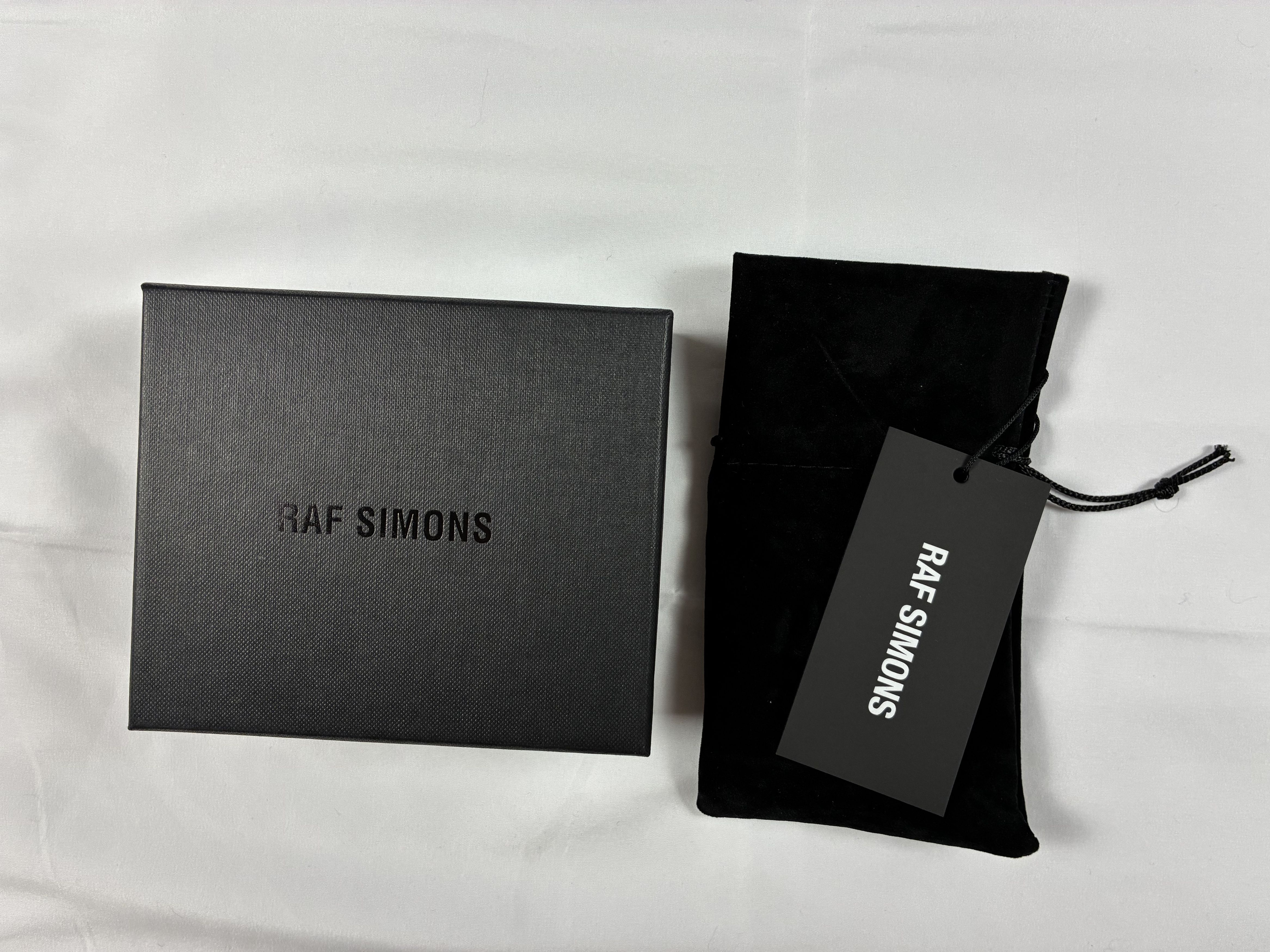 Raf Simons RARE Raf Simons AW22 Runway Kissing Skeleton Brooch Size ONE SIZE - 4 Thumbnail