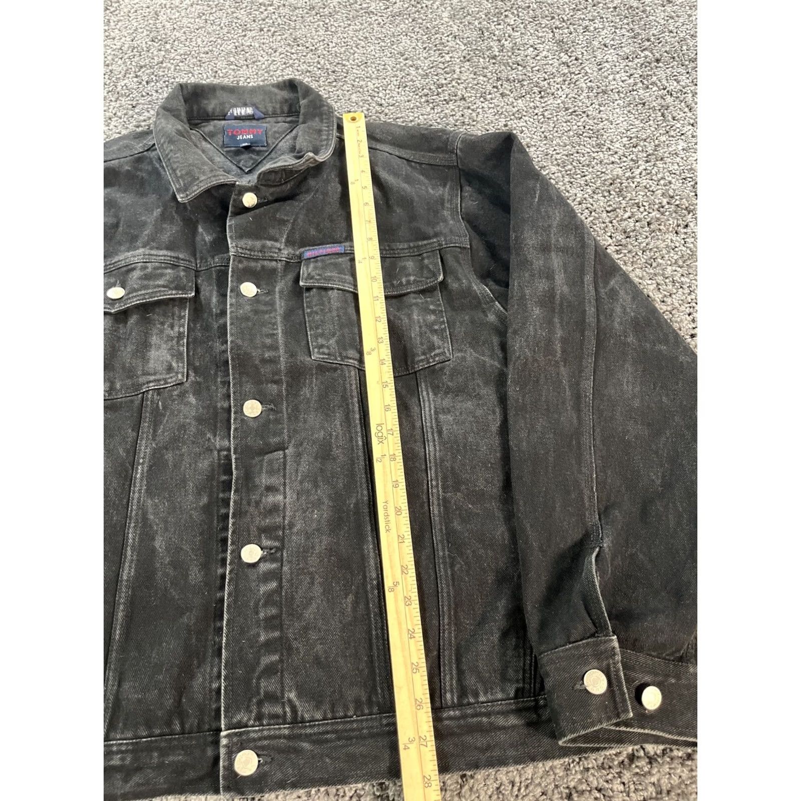 Tommy Hilfiger VINTAGE Tommy Hilfiger Jeans Denim Jacket Mens 2XL Black Denim Button 90s Biker Flag Classic Size US 39 - 2 Thumbnail
