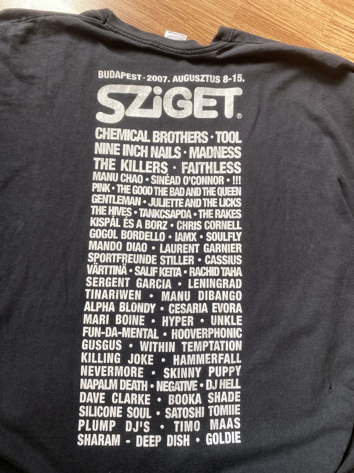 Band Tees × Fruit Of The Loom Sziget ‘07 Size US XL / EU 56 / 4 - 4 Thumbnail