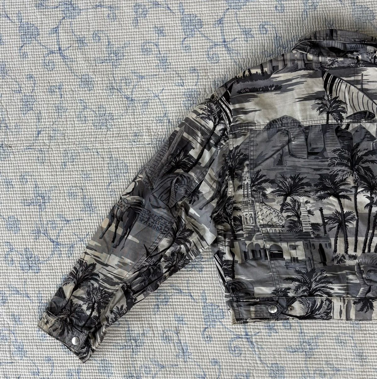 Kenzo Kenzo Cropped Sphinx Egypt Iconic Jacket Size US M / EU 48-50 / 2 - 8 Thumbnail