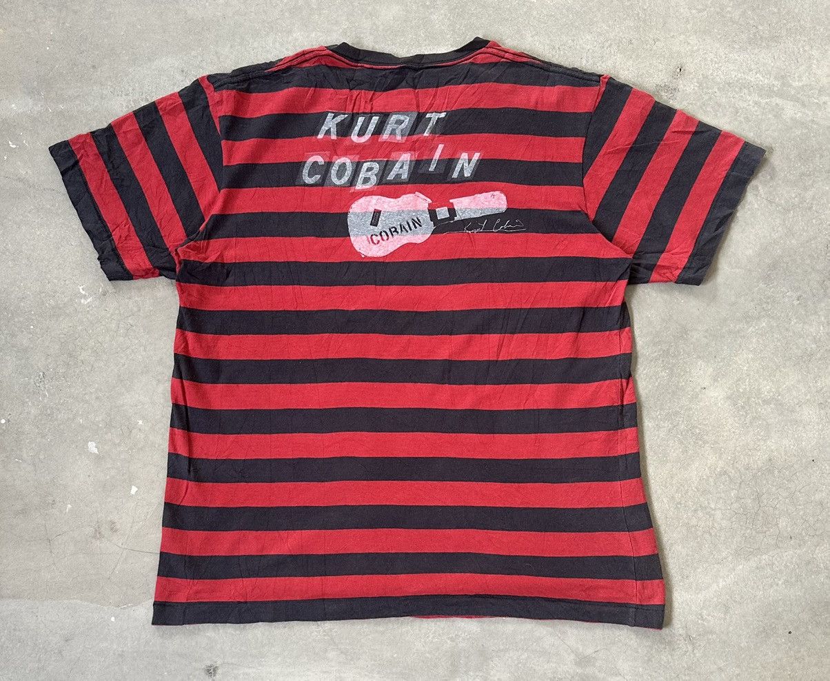 Band Tees UNIQLO X KURT COBAIN STRIPES TEE Size US L / EU 52-54 / 3 - 1 Thumbnail