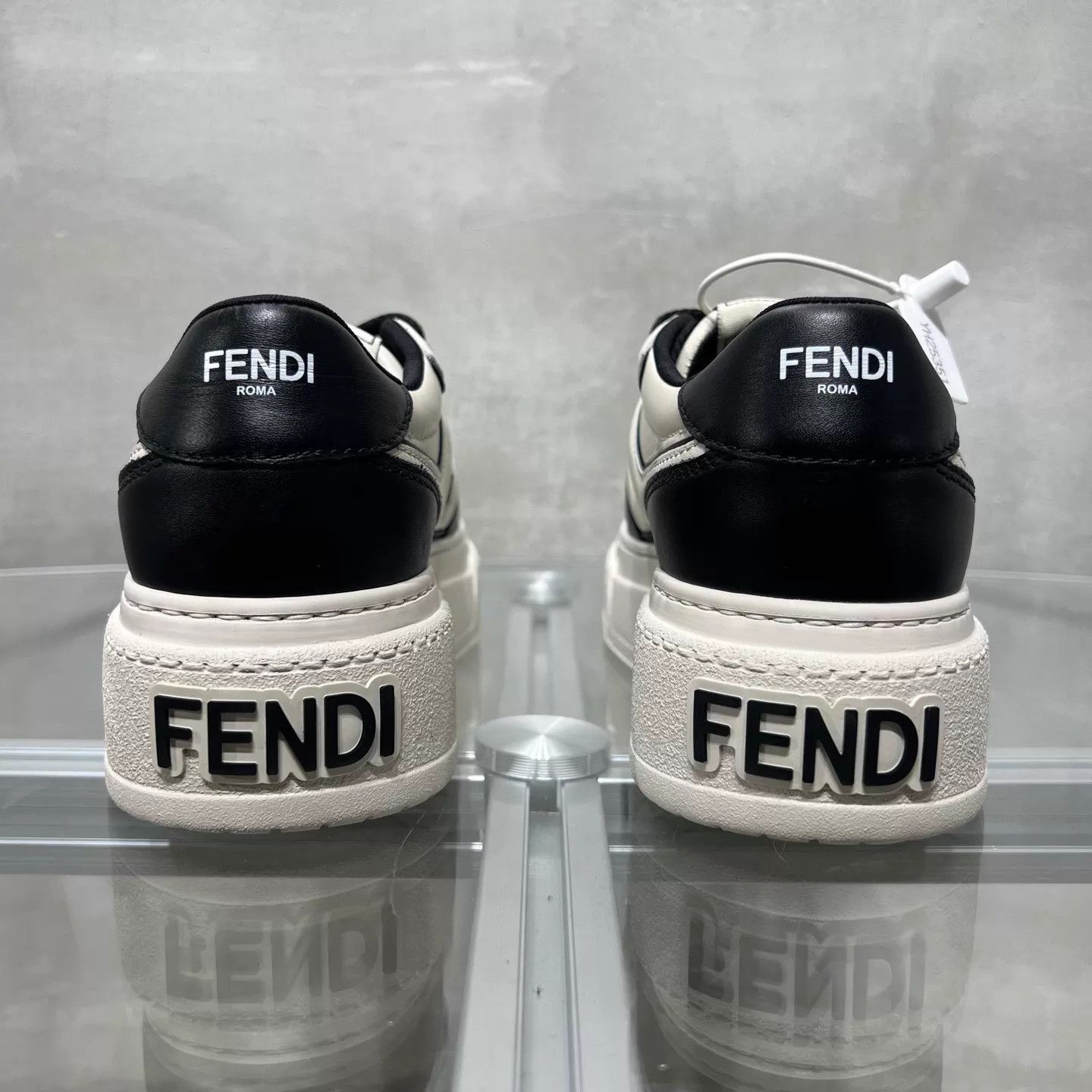 Fendi Fendi Match Black & White Platform Sneakers Size 38 Size US 7.5 / IT 37.5 - 6 Thumbnail