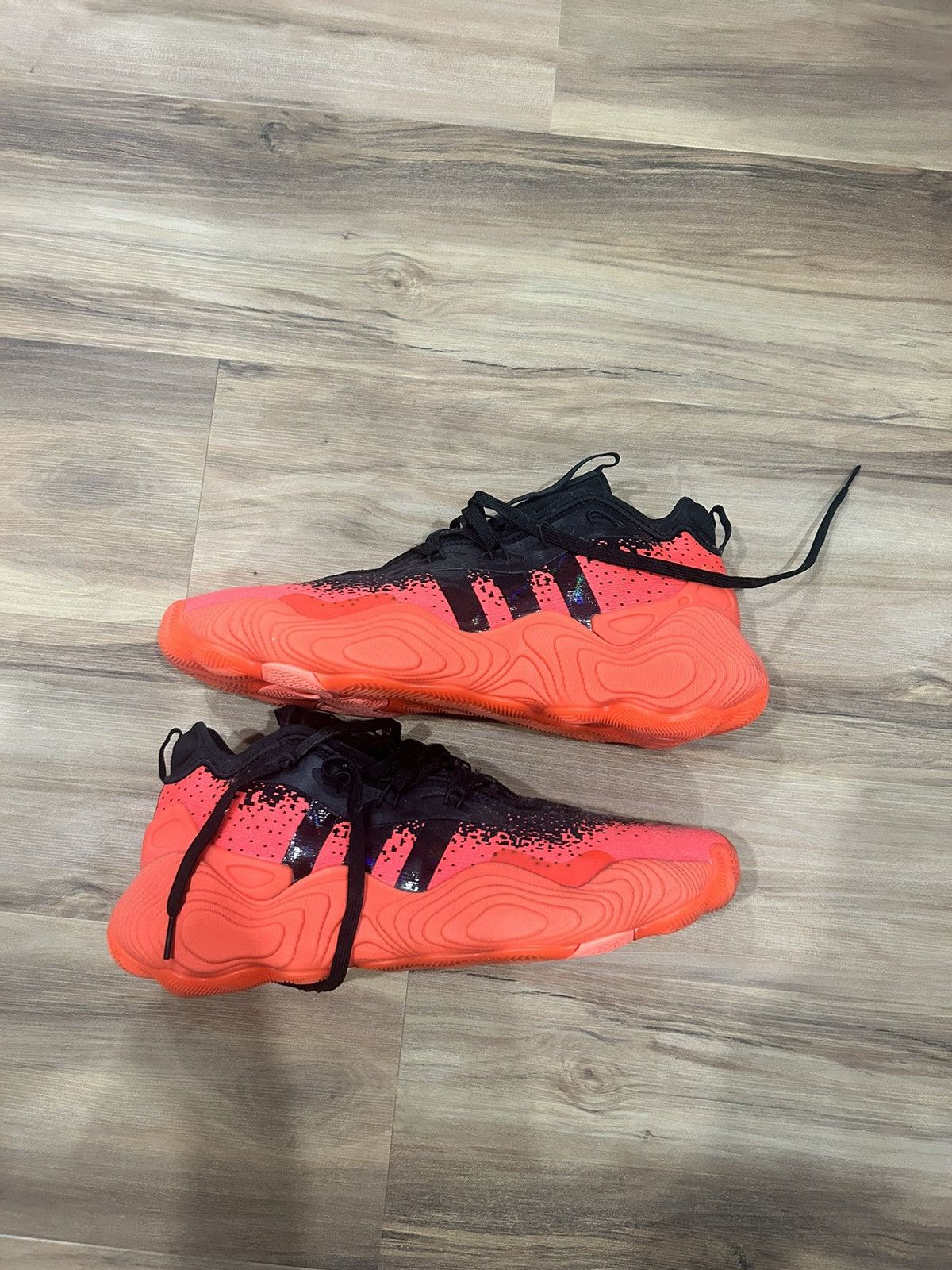 Adidas Trae Young 3 Size US 12 / EU 45 - 1 Thumbnail