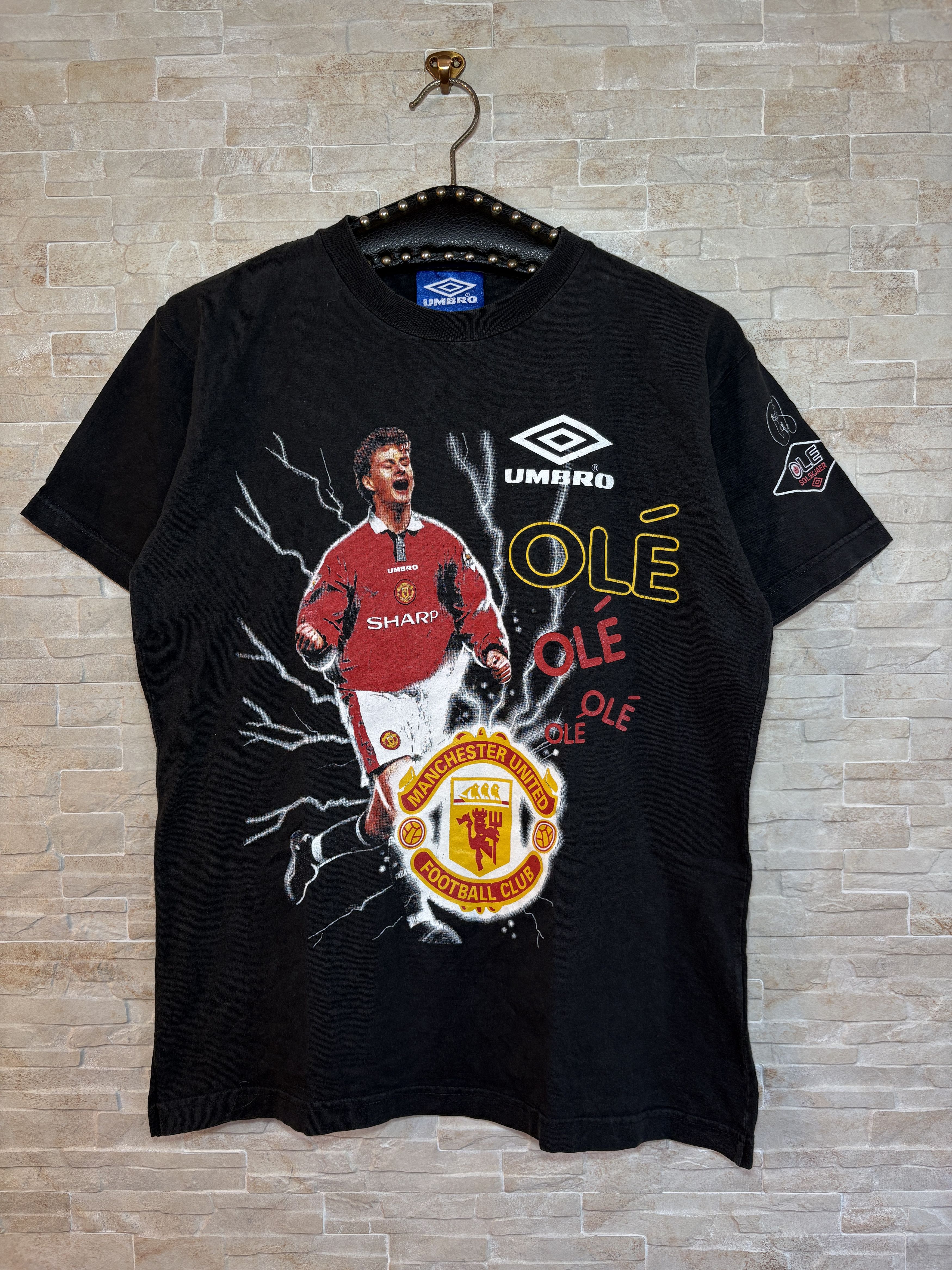 Umbro VINTAGE 90s Manchester United Solskjaer bootleg style rare Size US S / EU 44-46 / 1 - 1 Thumbnail