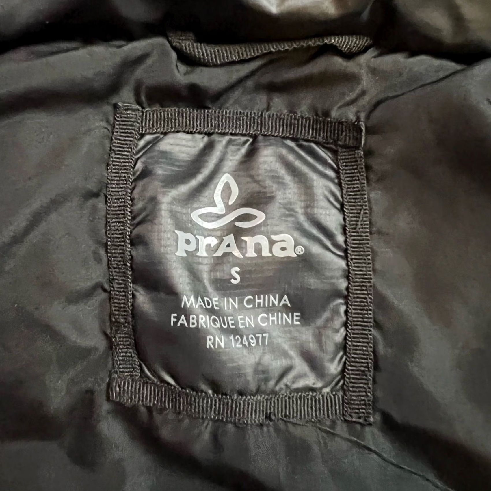 Prana Prana Vest Puffer Jacket Womens Small Down Black Quilted Vest S Womens Size S / US 4 / IT 40 - 6 Thumbnail
