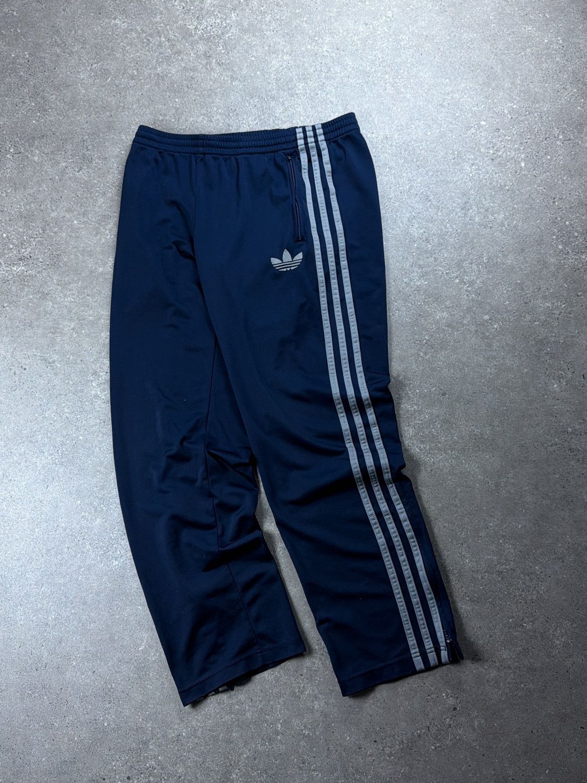 Adidas vintage adidas track pants Size US 32 / EU 48 - 1 Thumbnail