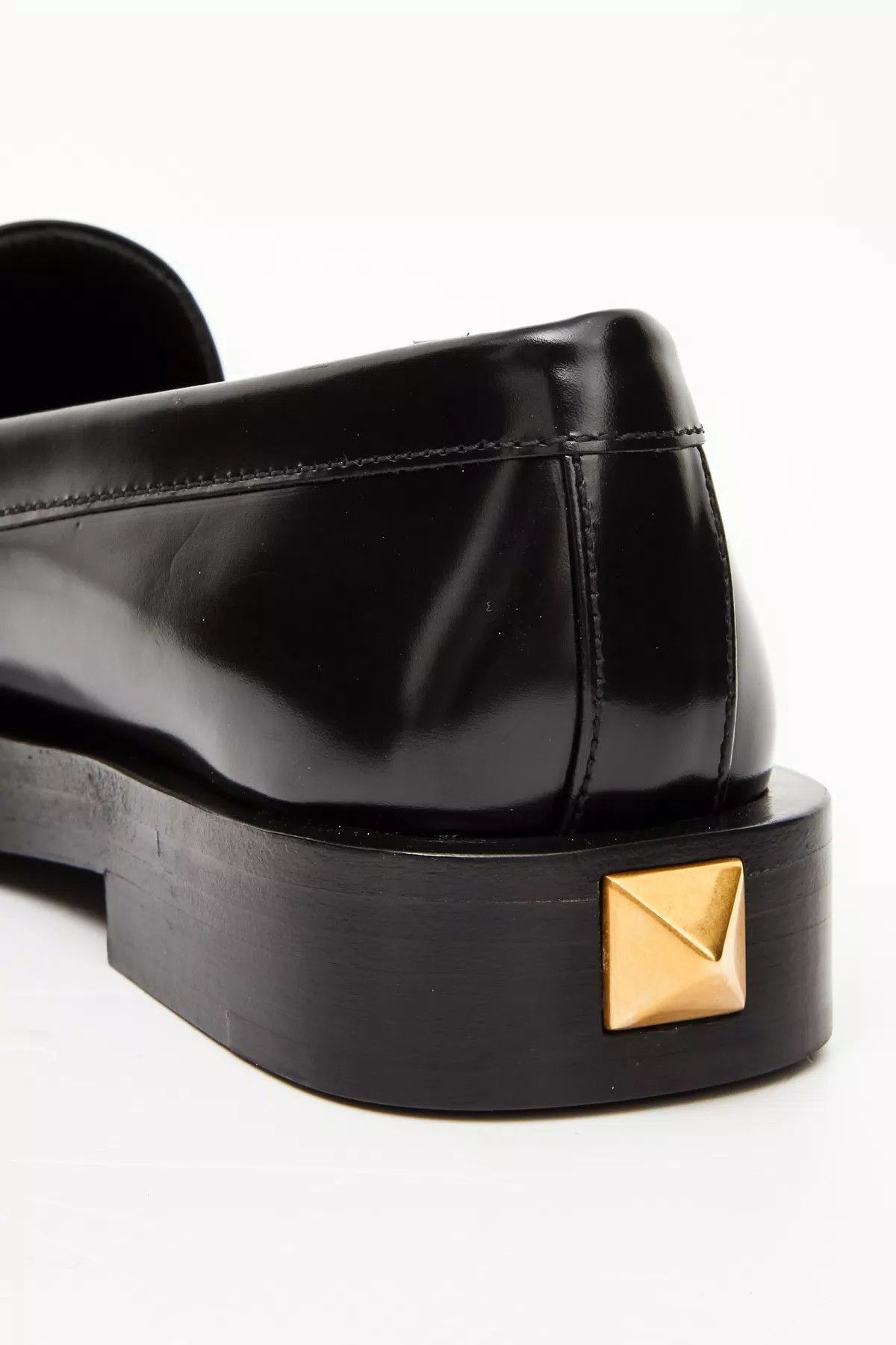 Valentino o1s1wg110426 Roman Stud Brushed Calfskin Loafers in Nero Size US 5 / IT 35 - 2 Thumbnail