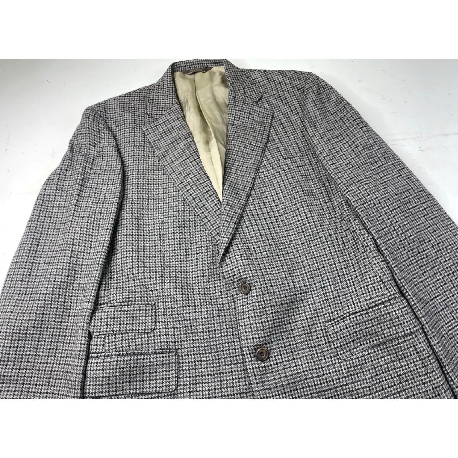 Paul Stuart PAUL STUART Plaid Houndstooth Wool Tweed Suit 43-37 Long Jacket Pants Men Gray/Multi 2 Piece Long Regular Canada Size 46R - 3 Thumbnail