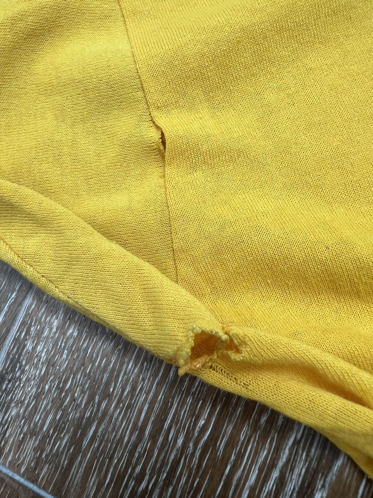 Champion Vintage los angeles champion thrashed distressed tee Size US M / EU 48-50 / 2 - 5 Thumbnail