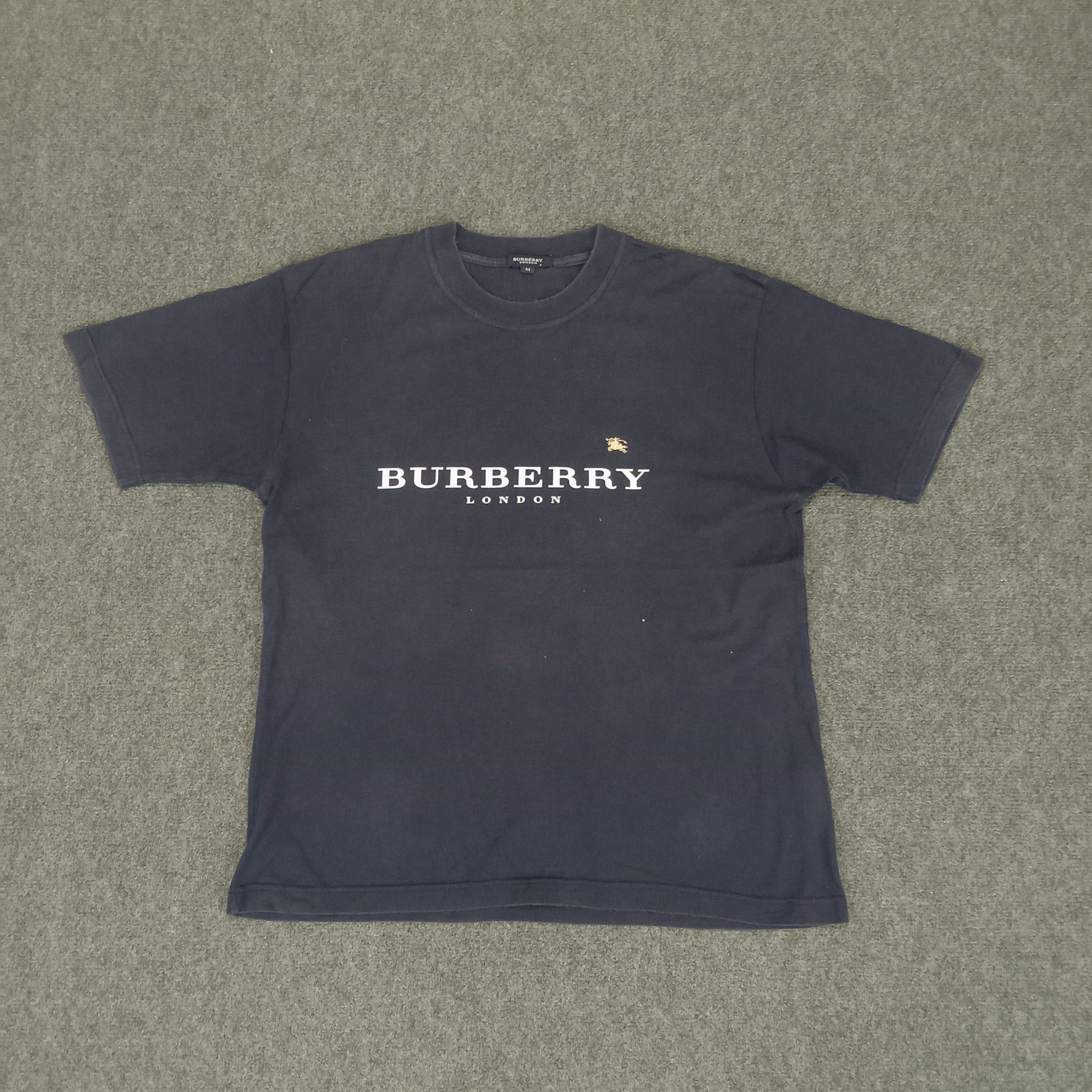 Burberry × Vintage Burberry London Luxury Brand Tshirt Size US L / EU 52-54 / 3 - 1 Thumbnail