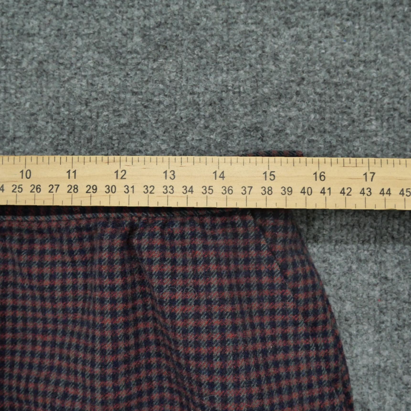 Pendleton VINTAGE Pendleton Skirt Womens 10 Red Plaid Wool 80s Red Pendleton Skirt Womens 10 80s Wool Plaid Vintage Size 32" / US 10 / IT 46 - 4 Thumbnail