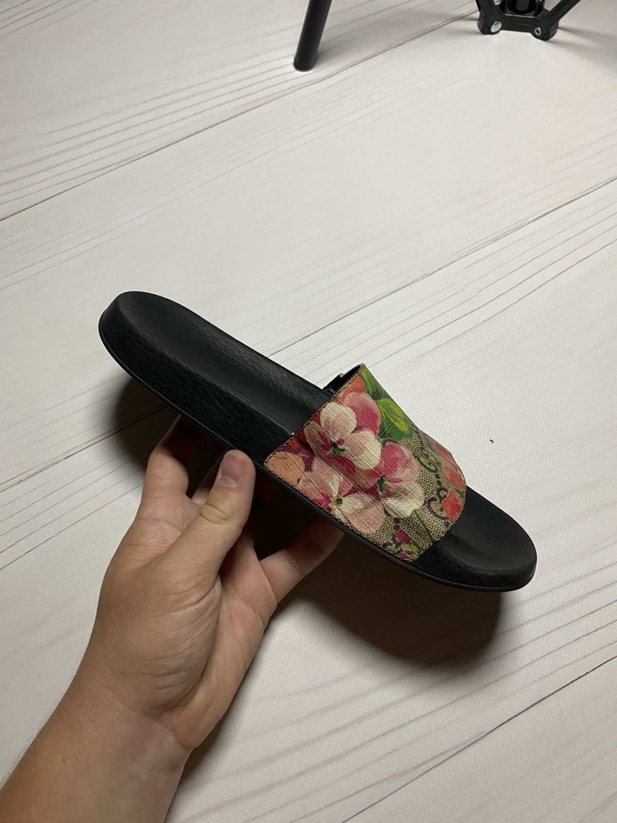 Gucci Gucci GG Blooms Supreme place floral logo slides Size US 8 / IT 38 - 13 Thumbnail