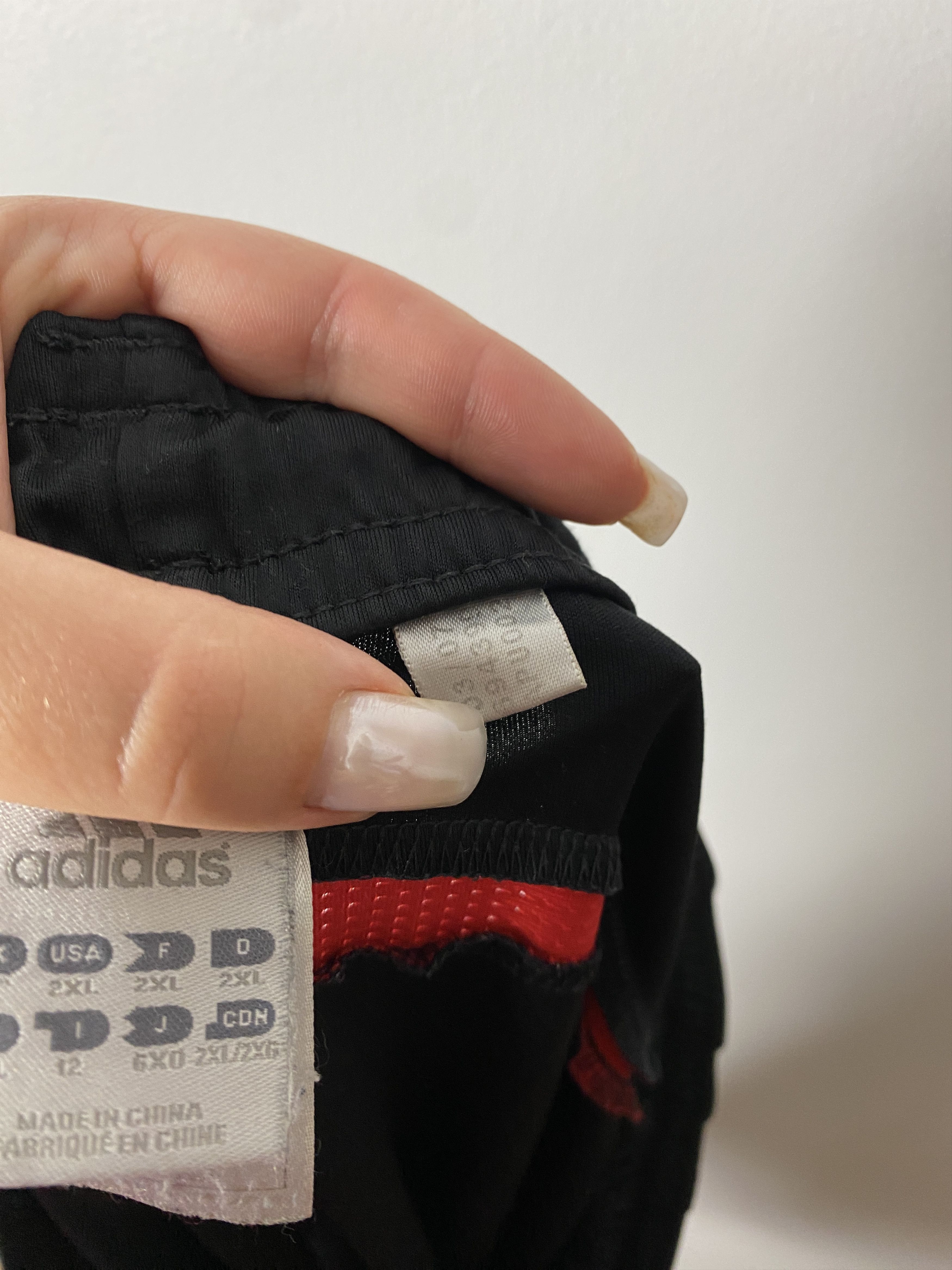 Adidas Adidas Liverpool shorts jersey sport blokecore y2k opium Size US 36 / EU 52 - 6 Thumbnail