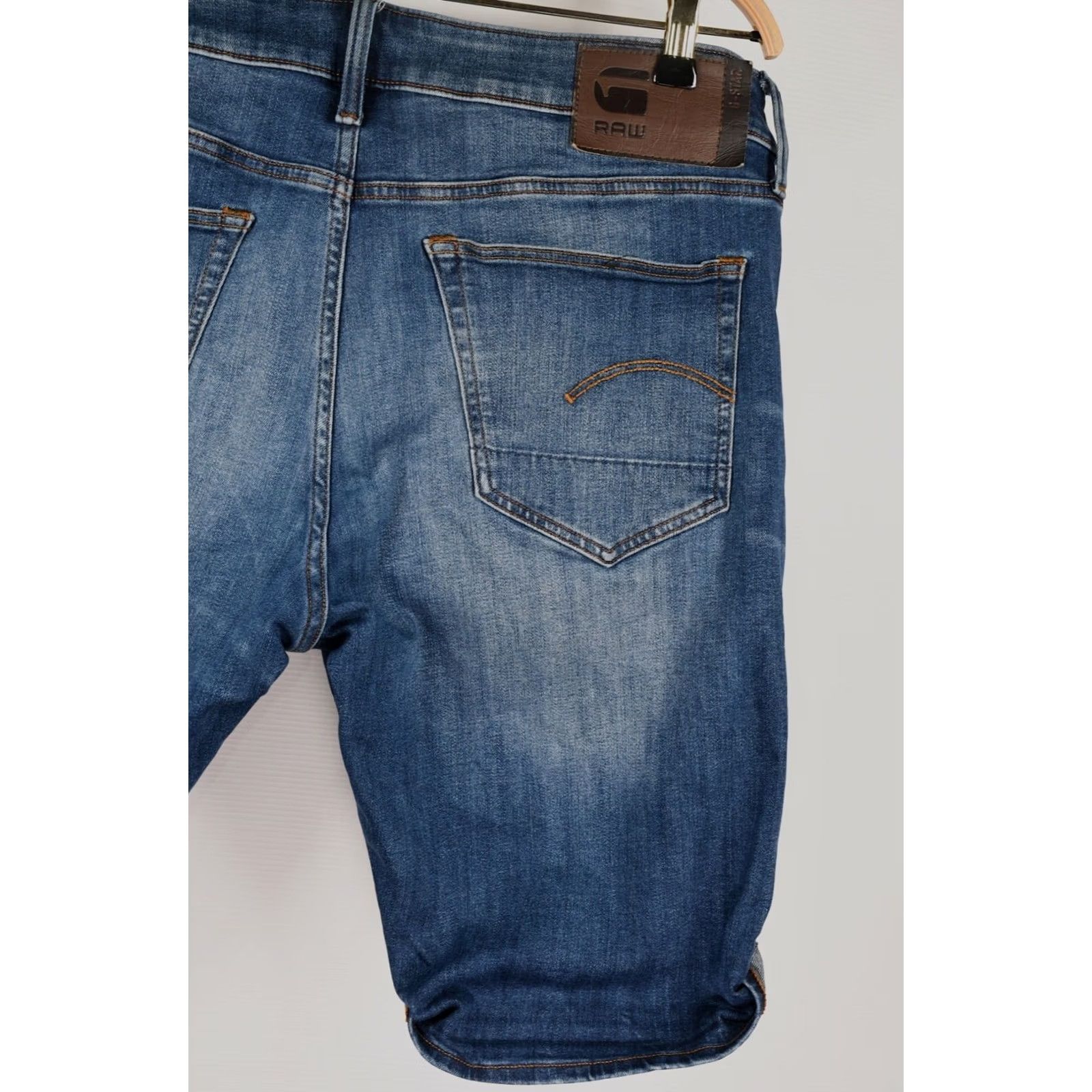 G-Star G-Star Raw 3301 Slim 1/2 Denim Shorts Adult Men Size 36 Blue Slim Denim 91% Cotton 8% Elastomultiester 1% Elastane Size US 36 / EU 52 - 4 Thumbnail