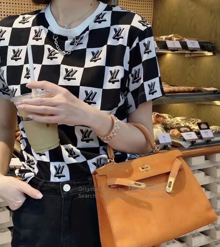 Louis Vuitton Louis Vuitton Black Checkerboard Print T-Shirt. Size US XS / EU 42 / 0 - 8 Thumbnail
