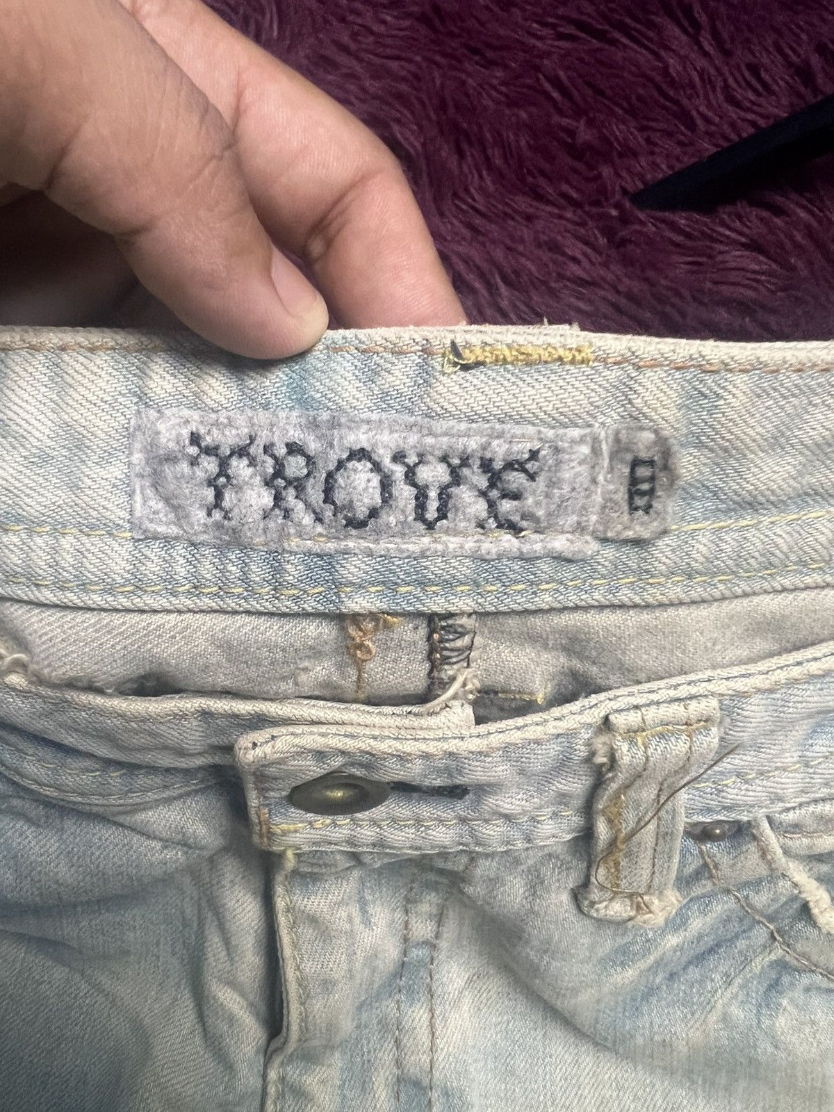 TROVE Archive TROVE Japanese Brand Distressed Light Wash Denim(45) Size US 34 / EU 50 - 10 Thumbnail