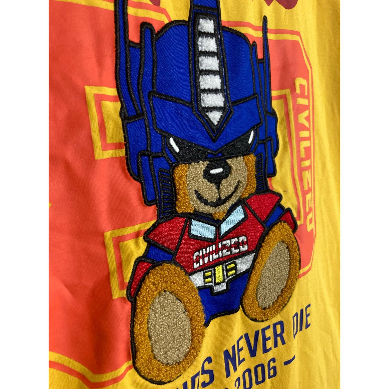 Other Civilized Bear Mens 2XL Yellow Tee Legends Never Die Graphic Size US XXL / EU 58 / 5 - 7 Thumbnail
