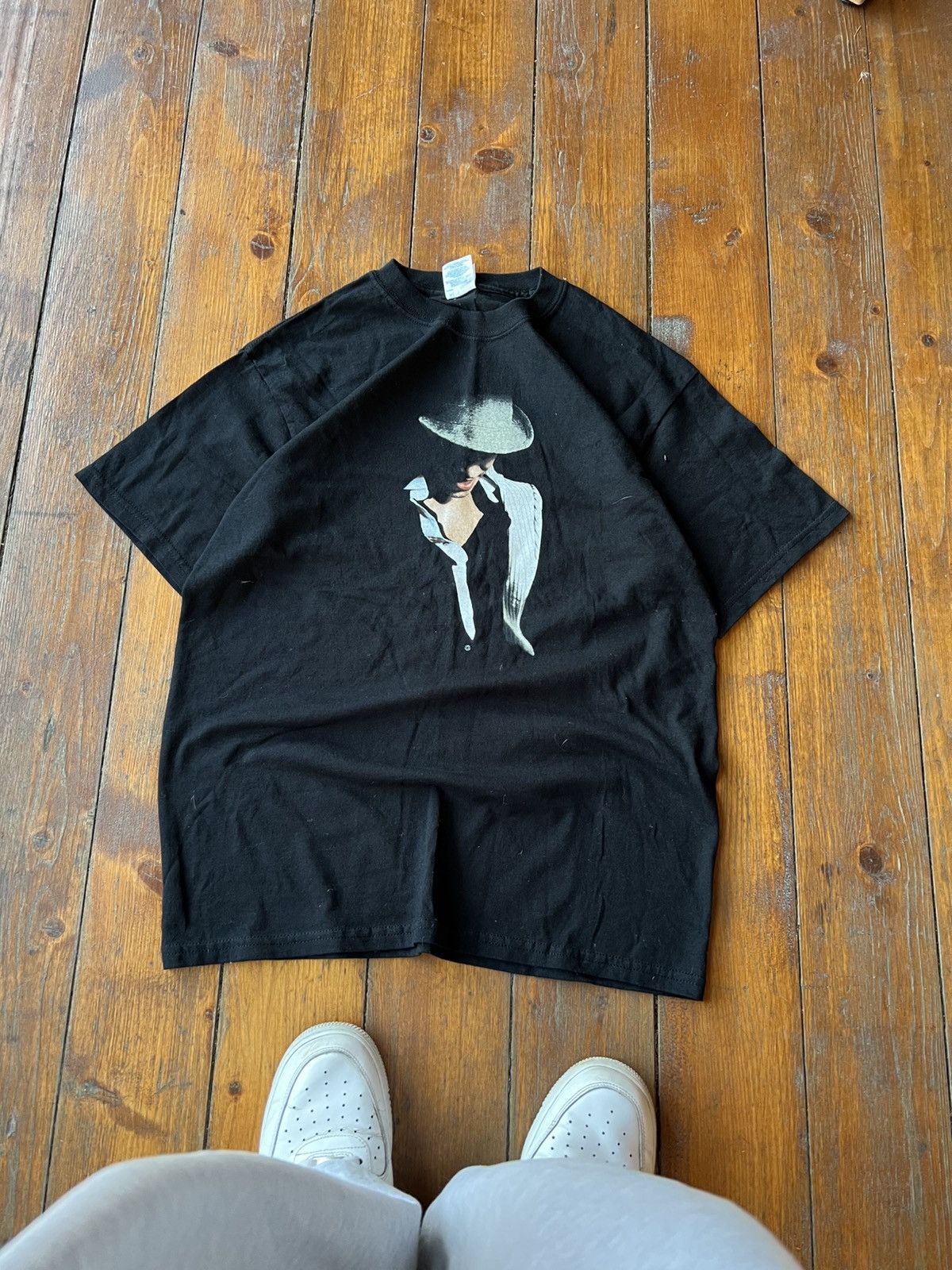 Band Tees 2004 VINTAGE WILL YOUNG PHIL COLLINS AMERICAN TOUR POP TEE Size US M / EU 48-50 / 2 - 3 Thumbnail