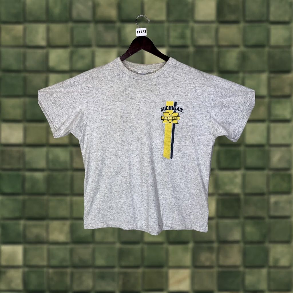 Vintage Item Specifications: Country of Origin: Japan Size US L / EU 52-54 / 3 - 1 Thumbnail