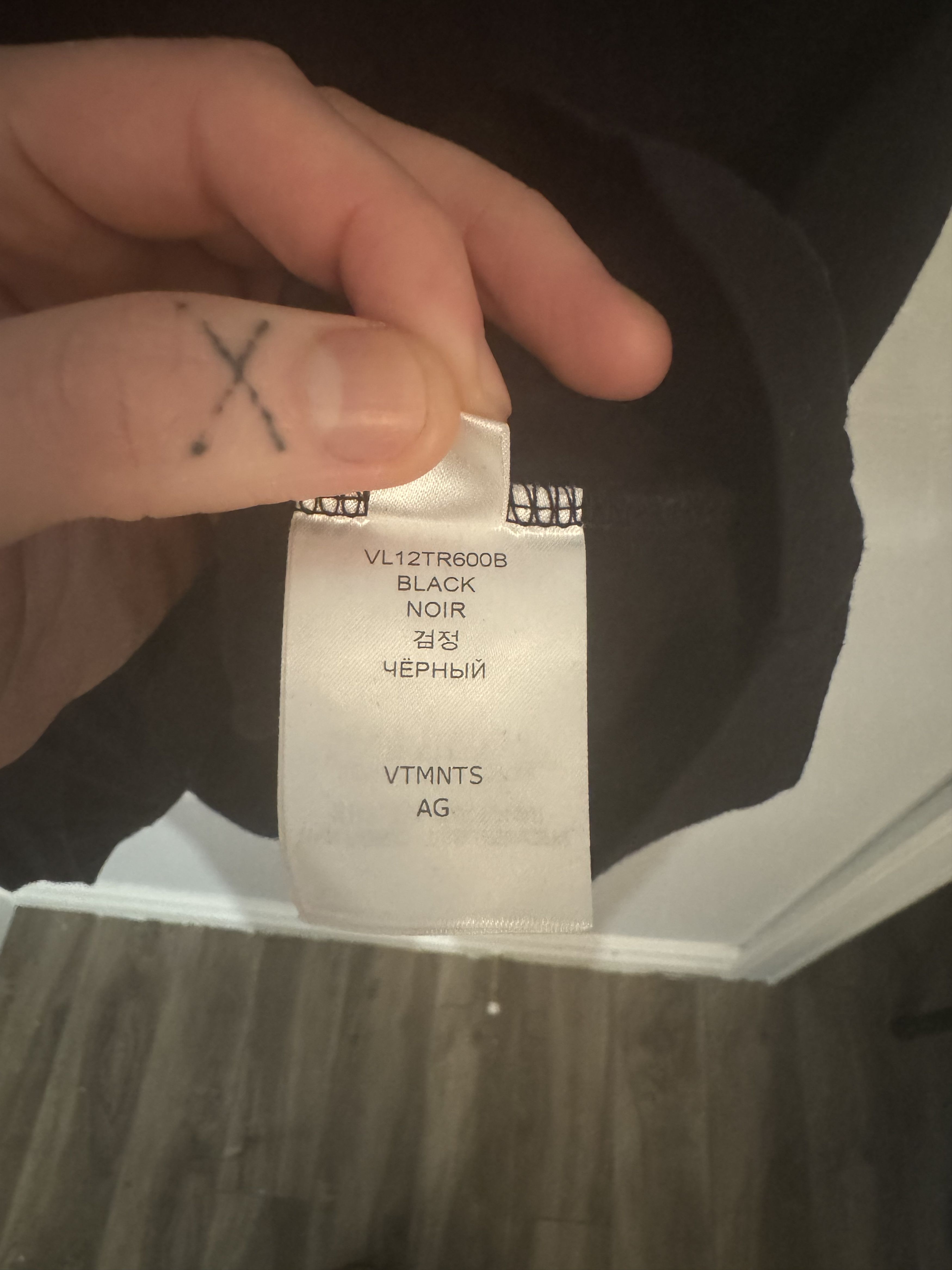 Vetements Vetements They / Them Non Binary Shirt Rare Size US L / EU 52-54 / 3 - 8 Thumbnail