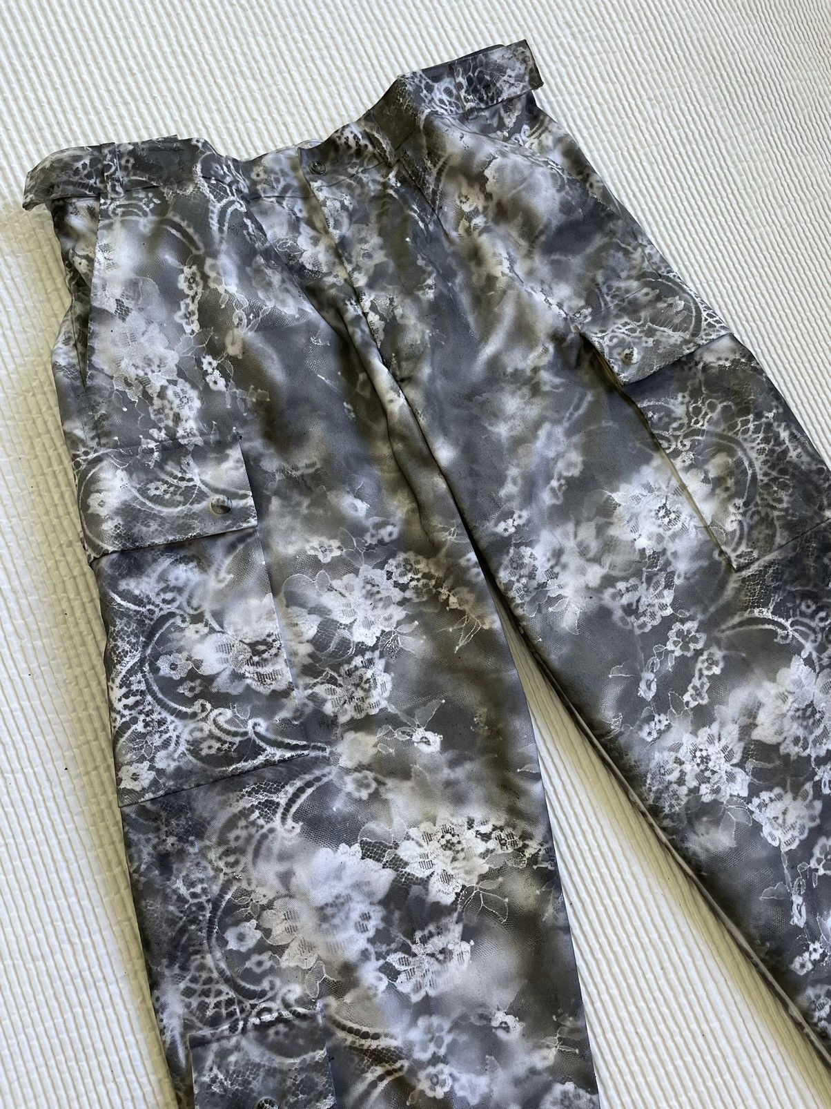 Handmade SEXIEST CARGOS EVER Size 30" / US 8 / IT 44 - 13 Thumbnail