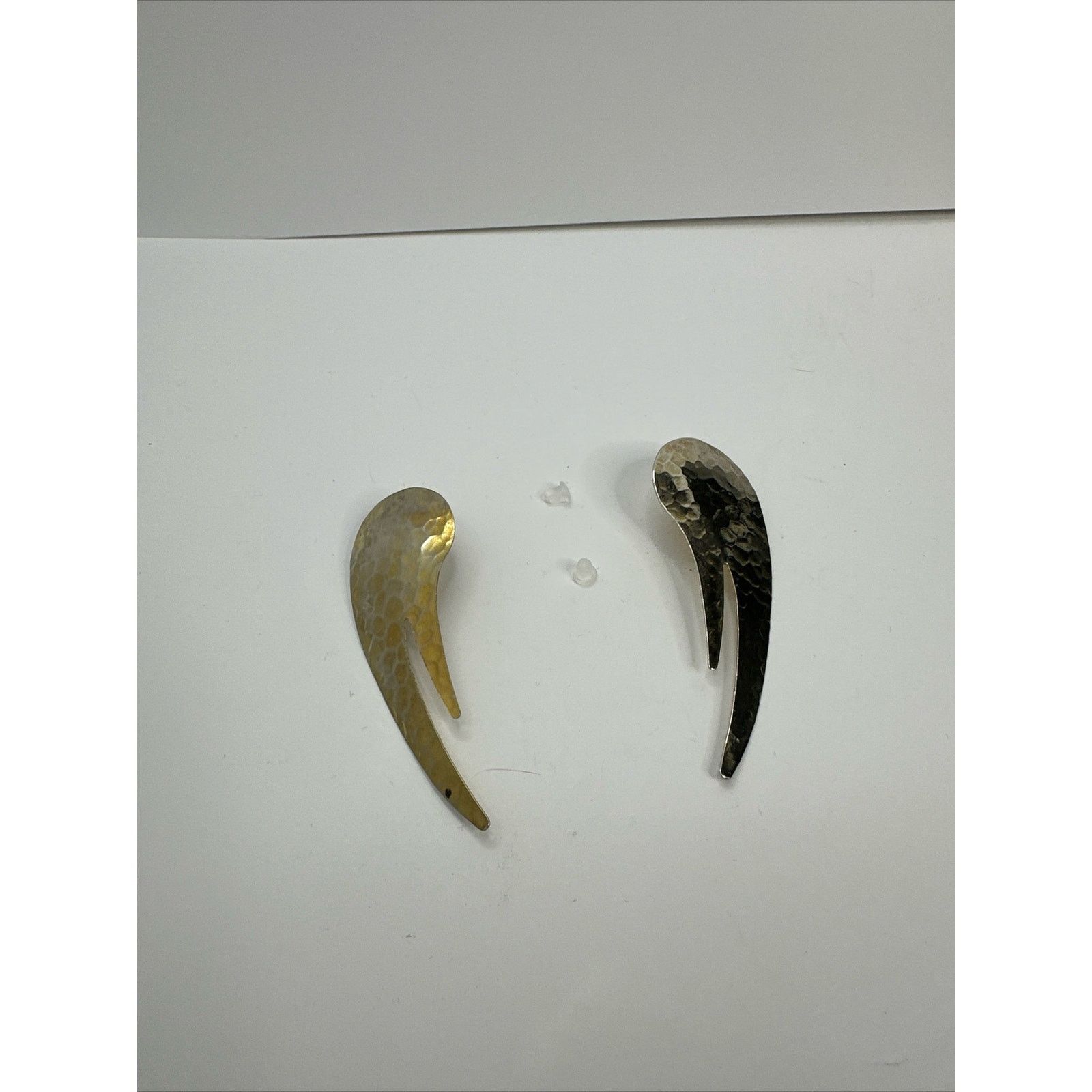 Vintage Hammered Gold Tone Abstract Post Earrings Preowned Vintage Size ONE SIZE - 6 Thumbnail