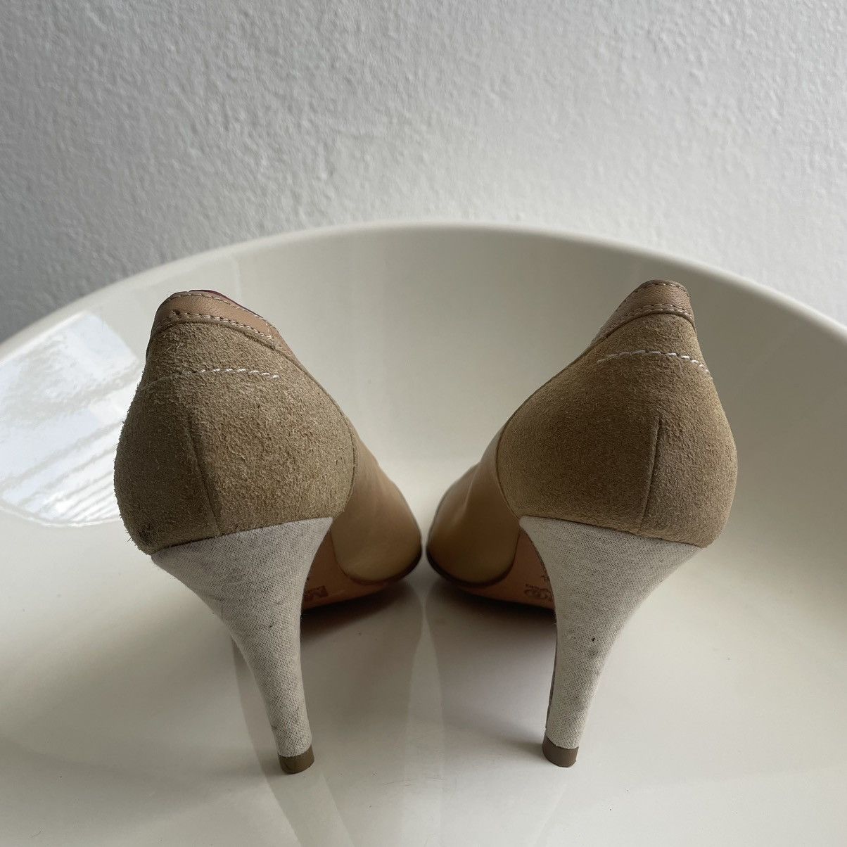 MM6 MM6 Maison Margiela Inside Out beige and brown pumps Size US 8 / IT 38 - 7 Thumbnail