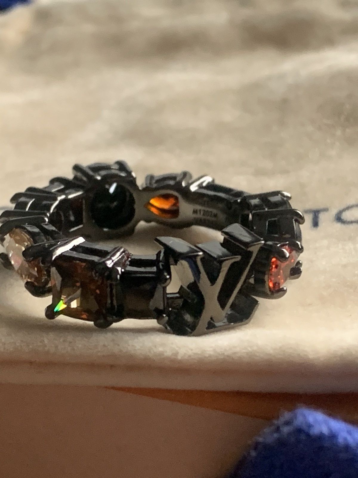 ルイヴィトン 正規品　LV LIGHT RING M1202M ルイヴィトン 正規品 LV LIGHT RING M1202M - メルカリ