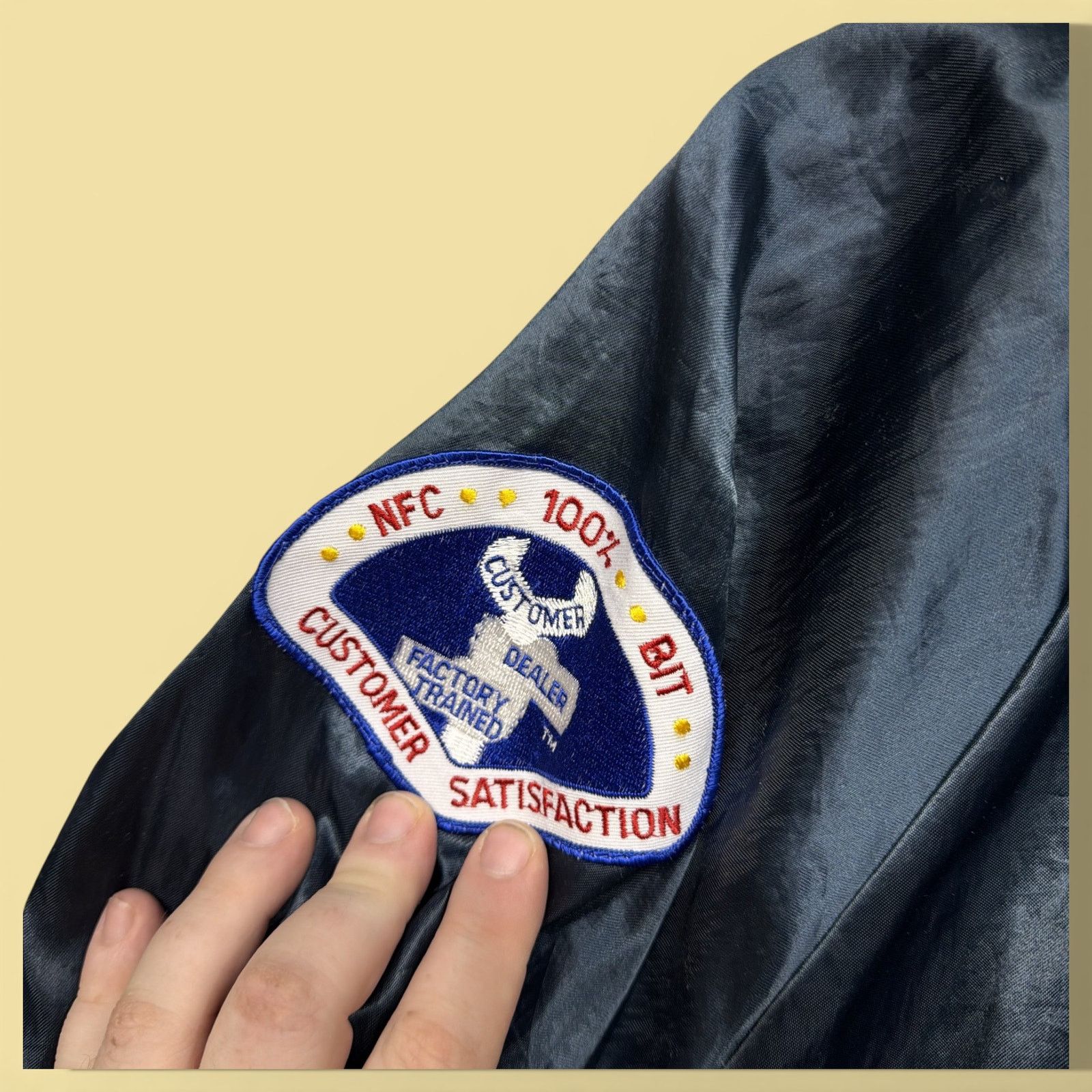 Vintage Vintage Nissan Forklift 80s Bomber Jacket Size Large Size US L / EU 52-54 / 3 - 3 Thumbnail