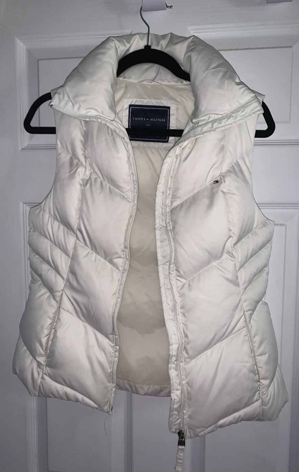 Tommy Hilfiger Tommy Hilfiger Womens Vest Size S / US 4 / IT 40 - 3 Thumbnail