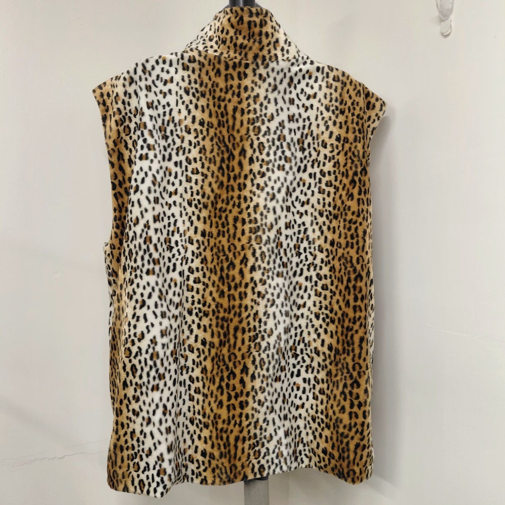Jordan Brand Jordan Vest Womens XL Brown Leopard Print Full Zip Sleeveless Animal Pocket Vest Multicolor Leopard Pattern Womens Jordan Vest Size XL / US 12-14 / IT 48-50 - 5 Thumbnail