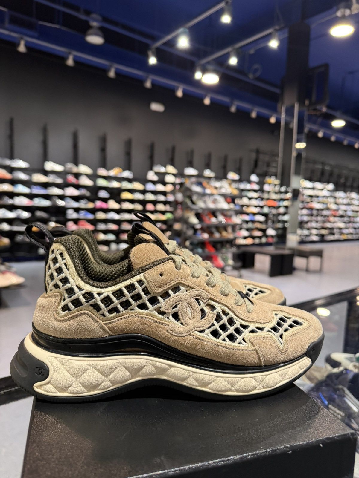 Chanel Size 9US/39EU - Chanel Suede Calfskin Embroidered CC Size US 9 / IT 39 - 3 Thumbnail