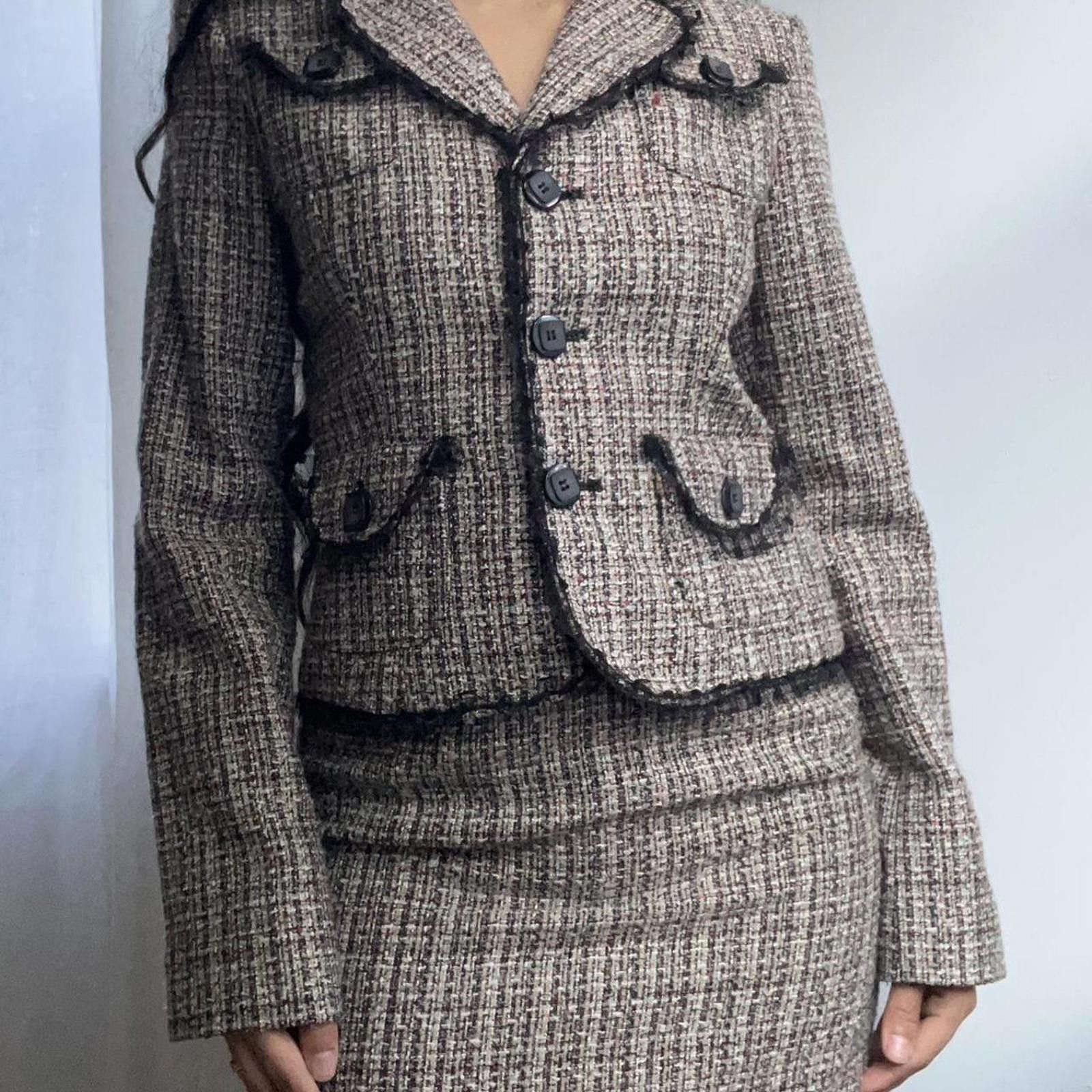 Other Grey and black tweed twopiece skirt suit #tweed made in USA Size M / US 6-8 / IT 42-44 - 6 Thumbnail