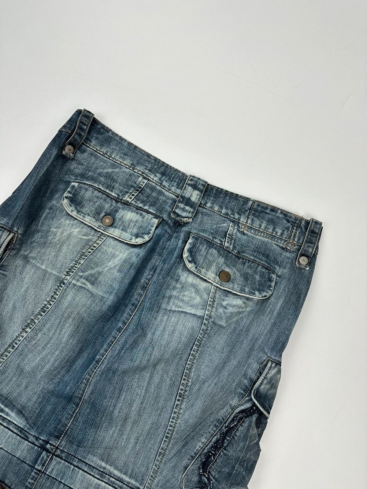 Marithe + Francois Girbaud Marithé + Francois Girbaud 00’s Bondages Straps Denim Skirt Size 30" / US 8 / IT 44 - 8 Thumbnail