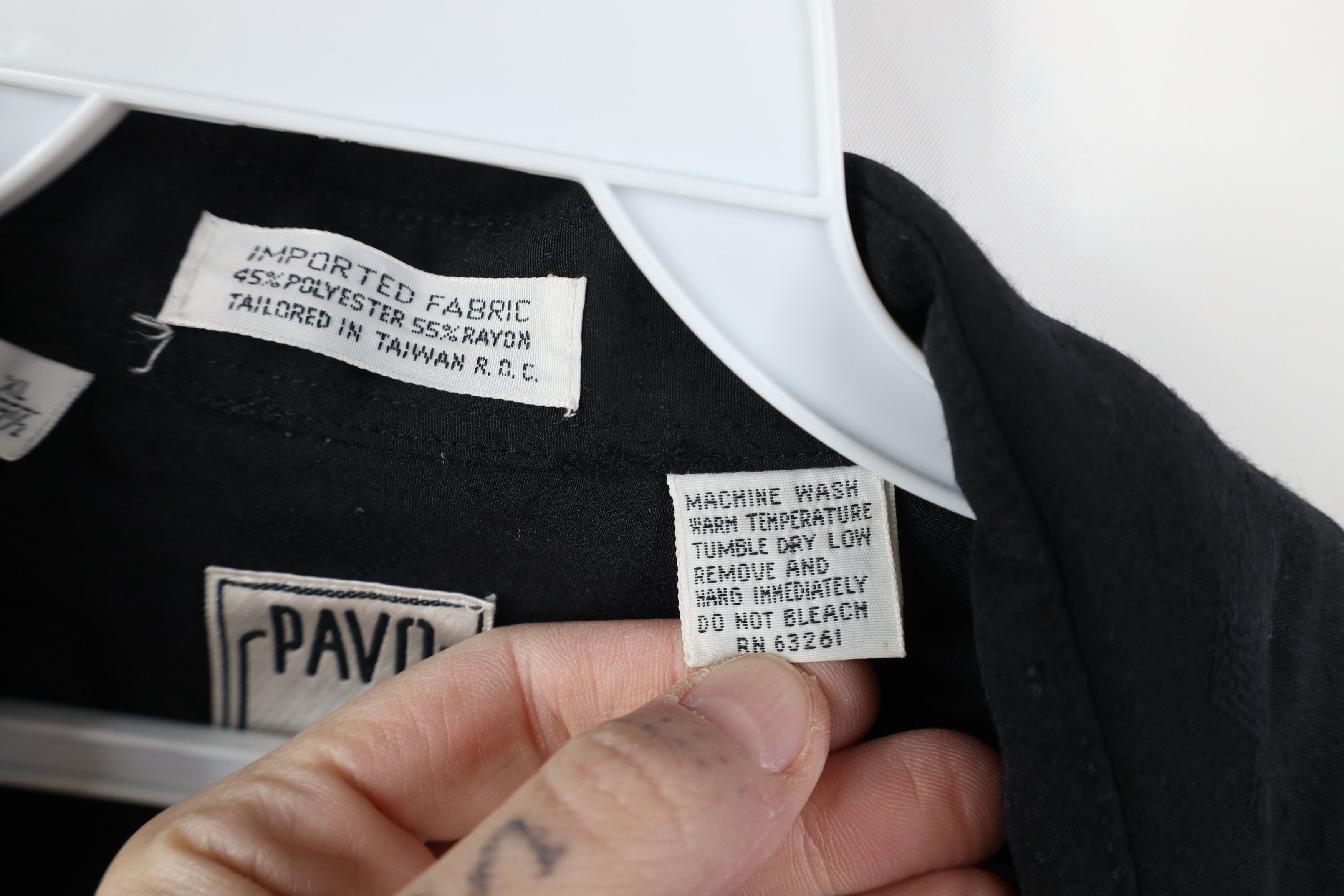Vintage Vintage 90s Streetwear Gabardine Diamond Collared Shirt Size US XL / EU 56 / 4 - 6 Thumbnail