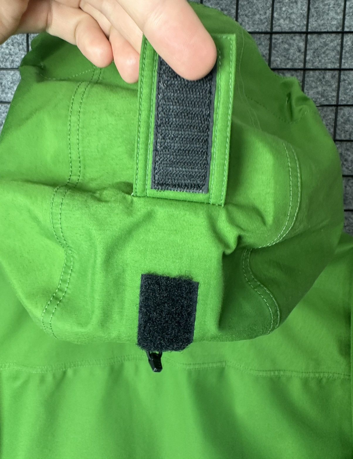 Peak Performance Peak Performance Outdoor Gore Tex Light Jacket Size S Size US S / EU 44-46 / 1 - 15 Thumbnail