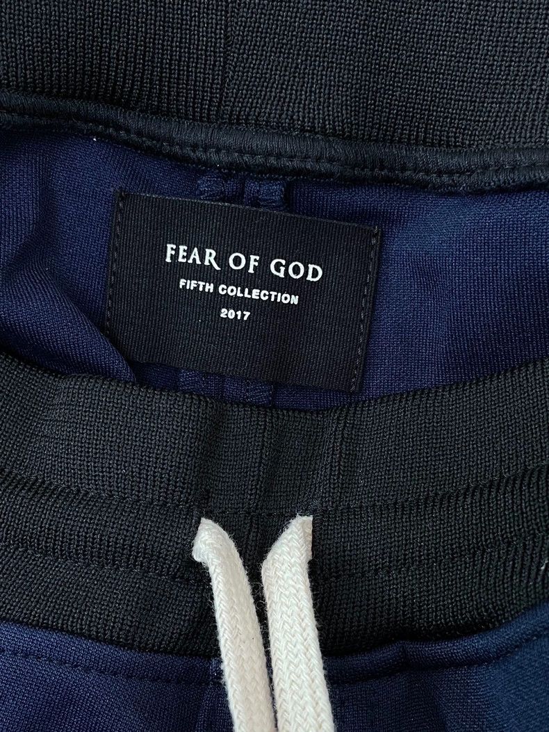 Fear of God Fear of God The main line of the fifth season is blue and Size US 30 / EU 46 - 3 Thumbnail