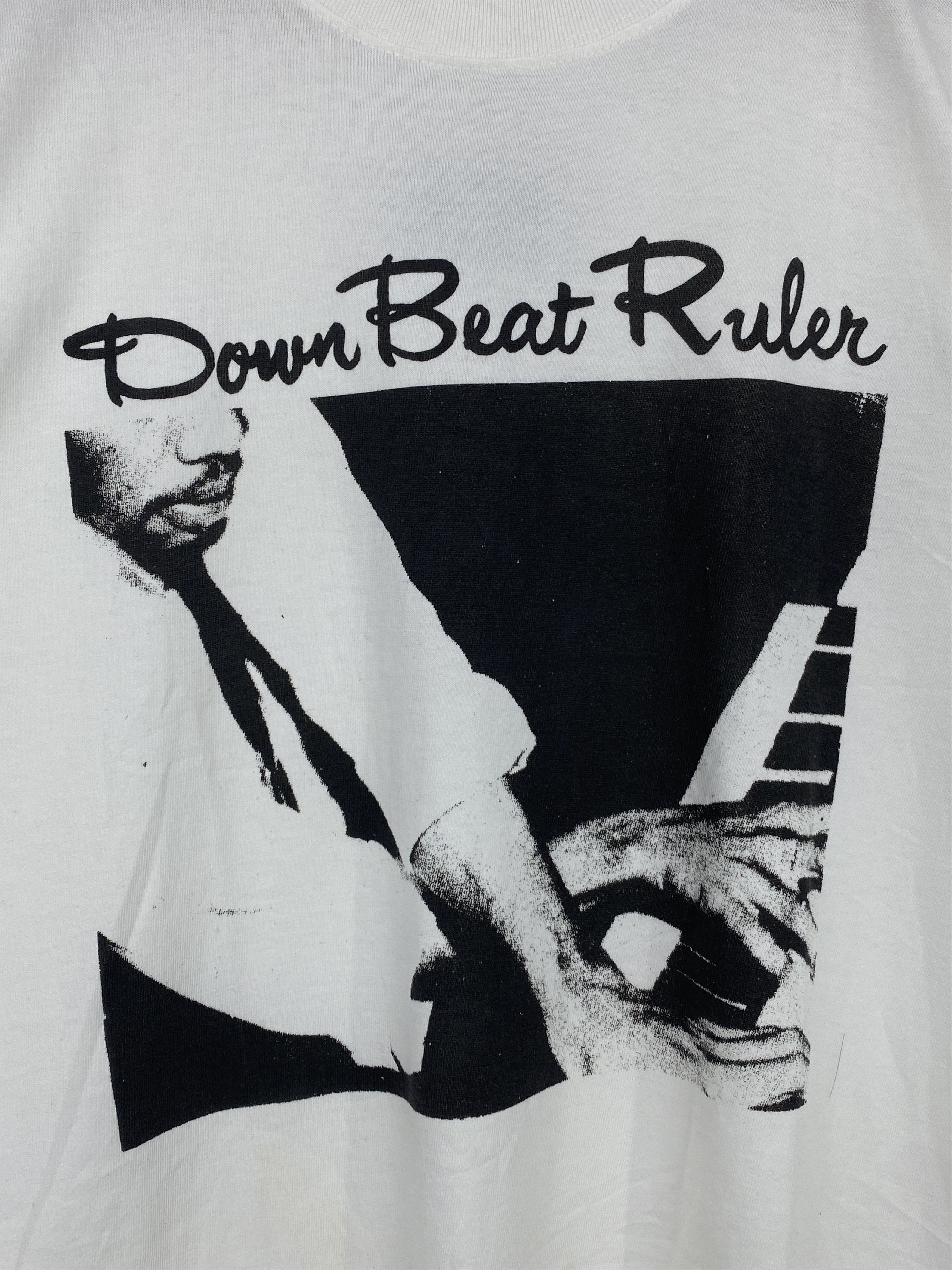 Band Tees × Vintage Vintage 90s Down Beat Ruler Music Tee TA0623 Size US M / EU 48-50 / 2 - 6 Thumbnail